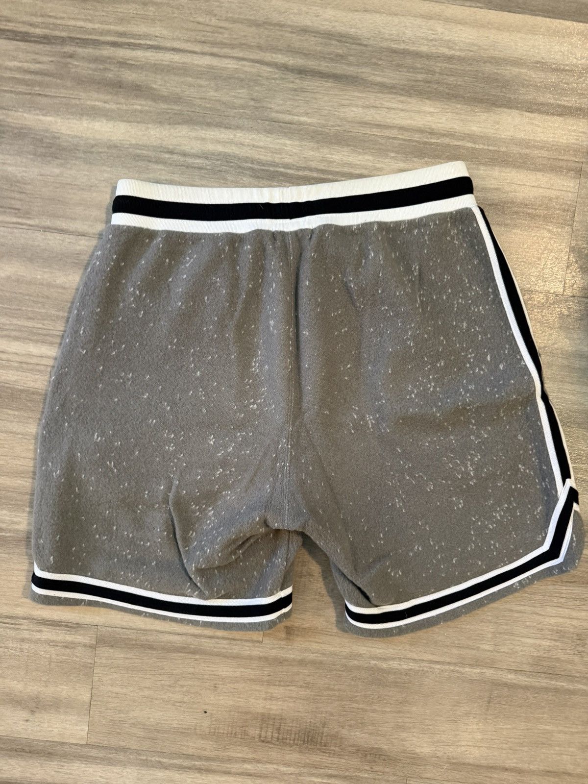 John Elliott John Elliott Fur Terry Game Shorts Size US 32 / EU 48 - 2 Thumbnail