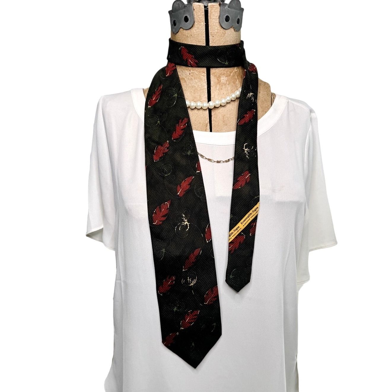 Ermenegildo Zegna Ermenegildo Zegna vintage leaf print 100% silk tie 3.75” w Size ONE SIZE - 2 Thumbnail