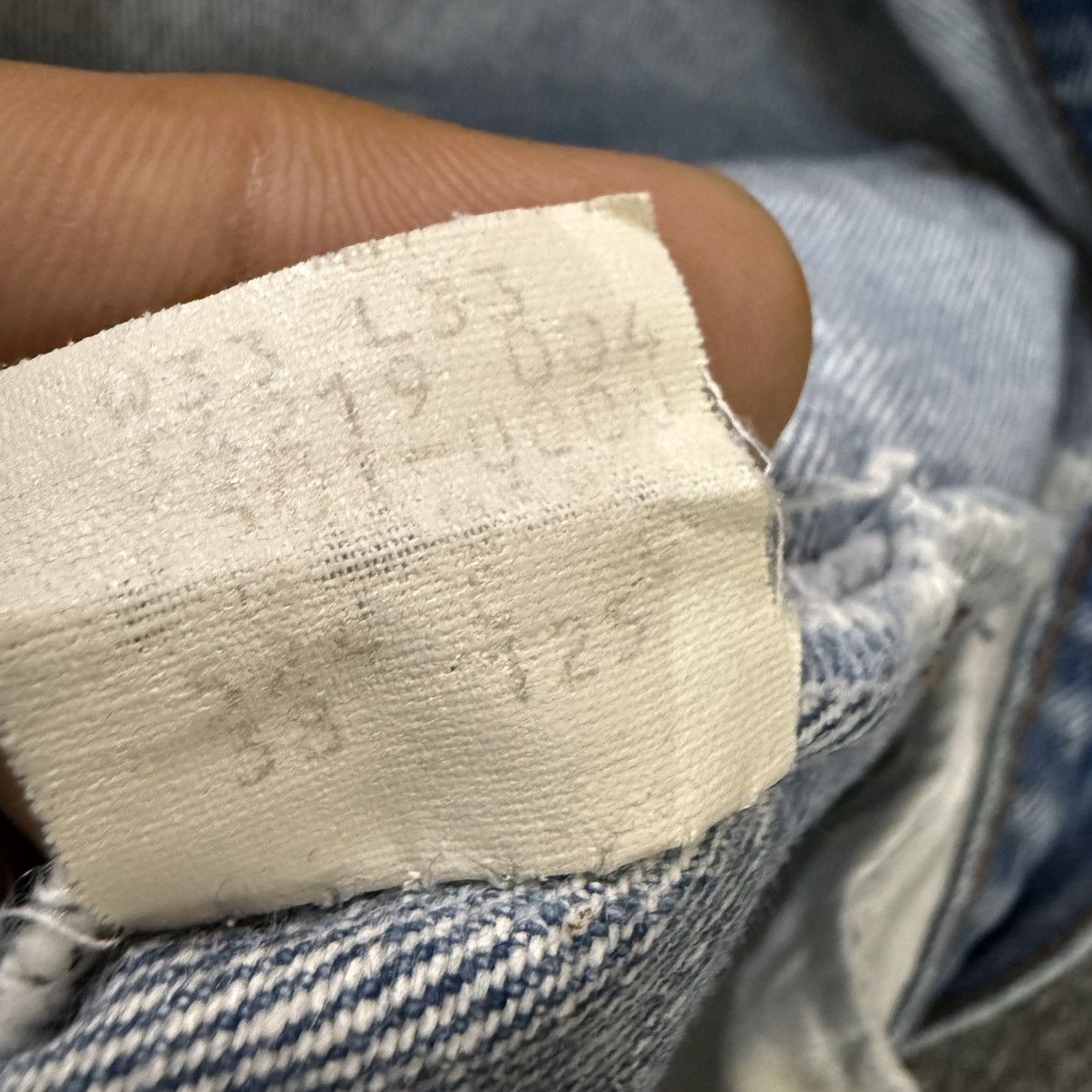 Levi's Vintage Clothing 🔥🇺🇸 Vintage Levis 501 Classic Aging Distressed Denim Size US 33 - 16 Thumbnail