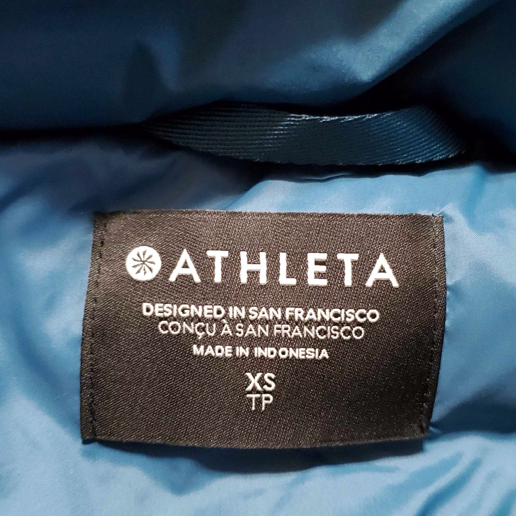 Athleta Athleta Puffer Vest Womens XS Teal Blue Down Filled Full Zip Pockets Downtown Size XS / US 0-2 / IT 36-38 - 2 Thumbnail