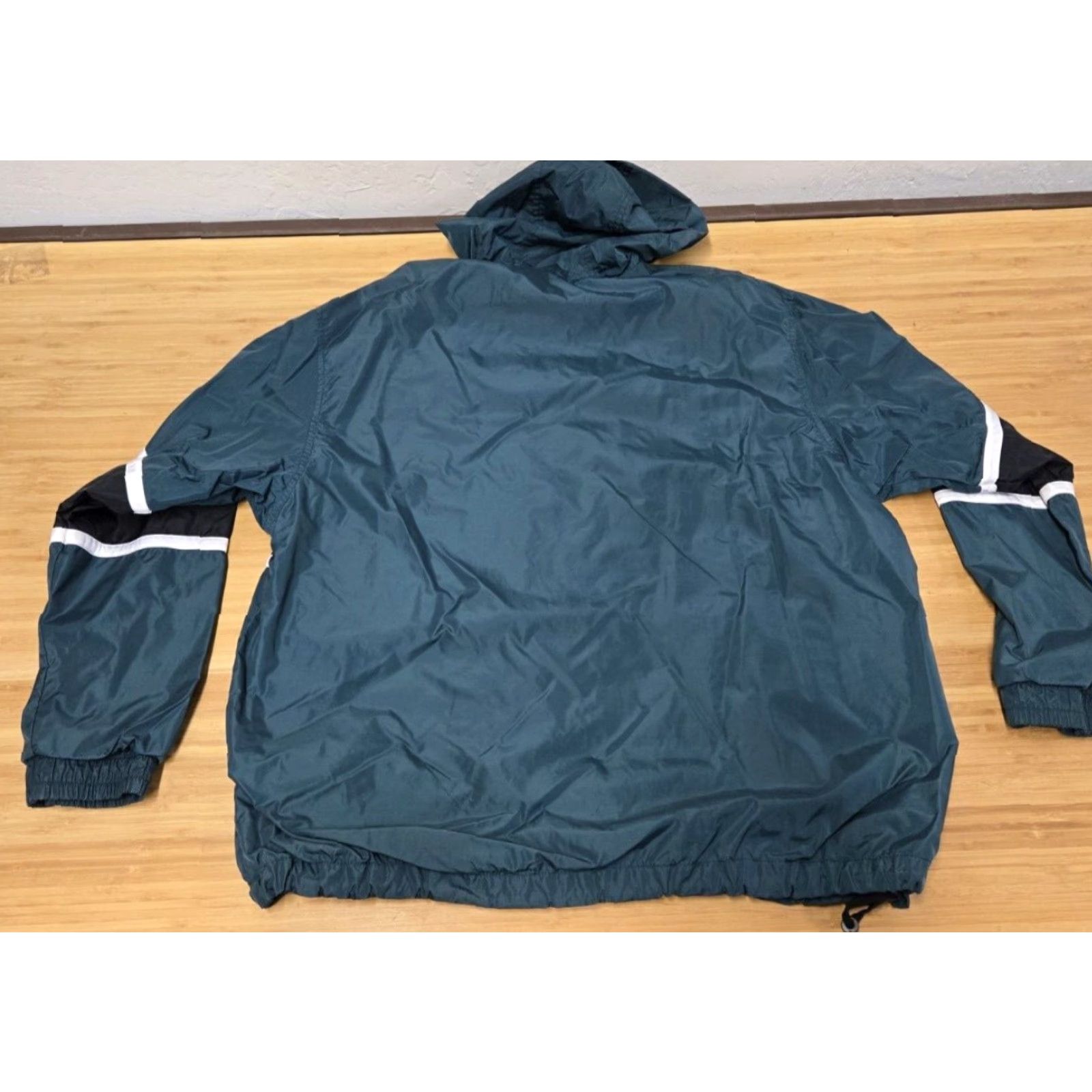 Nike VINTAGE Nike Windbreaker Jacket Mens Large Green 1/4 Zip Nylon White Tag Size US L / EU 52-54 / 3 - 6 Thumbnail