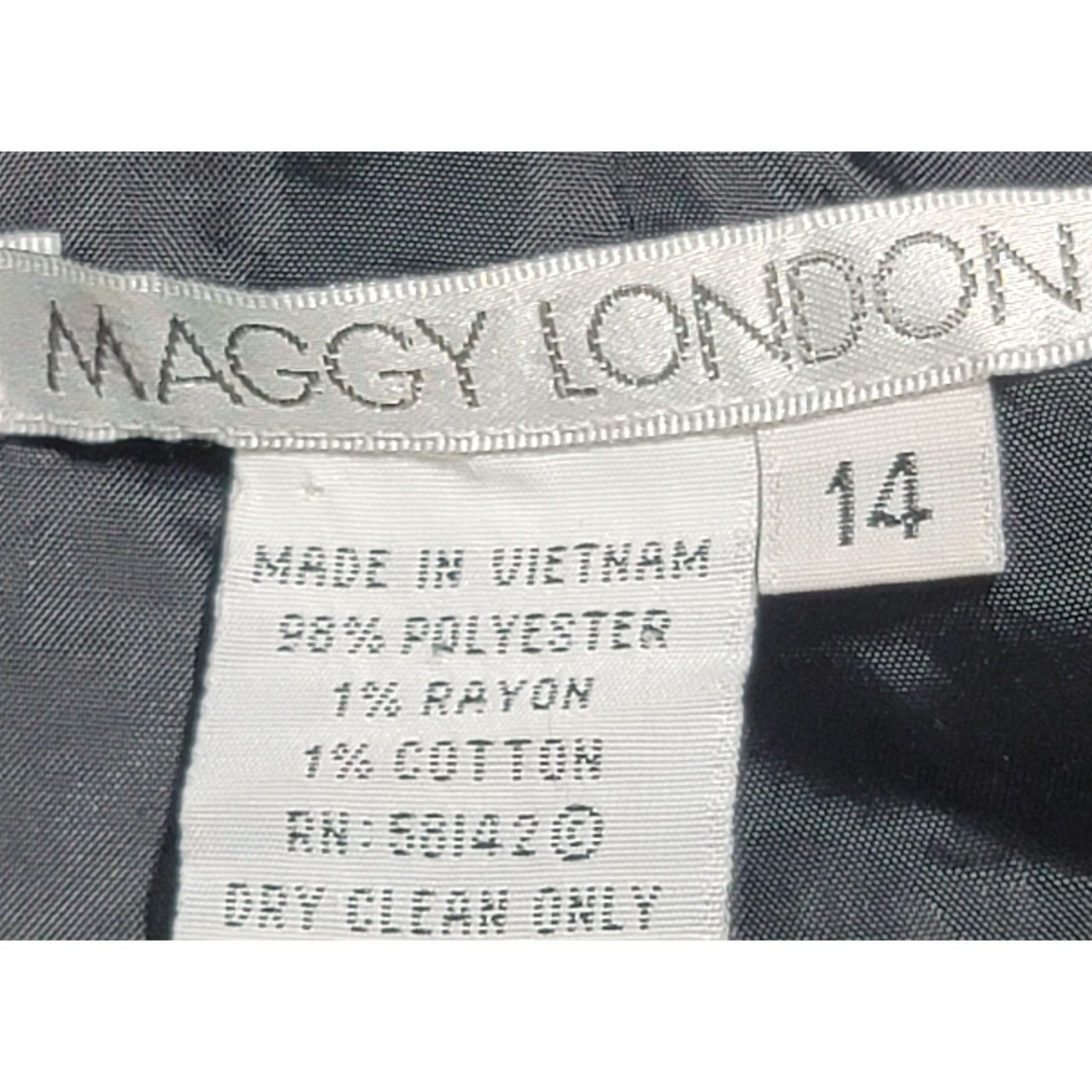 Other Maggy London Black Pleated Cuffs 5 Button Lined Blazer 14 Size XL / US 12-14 / IT 48-50 - 4 Thumbnail