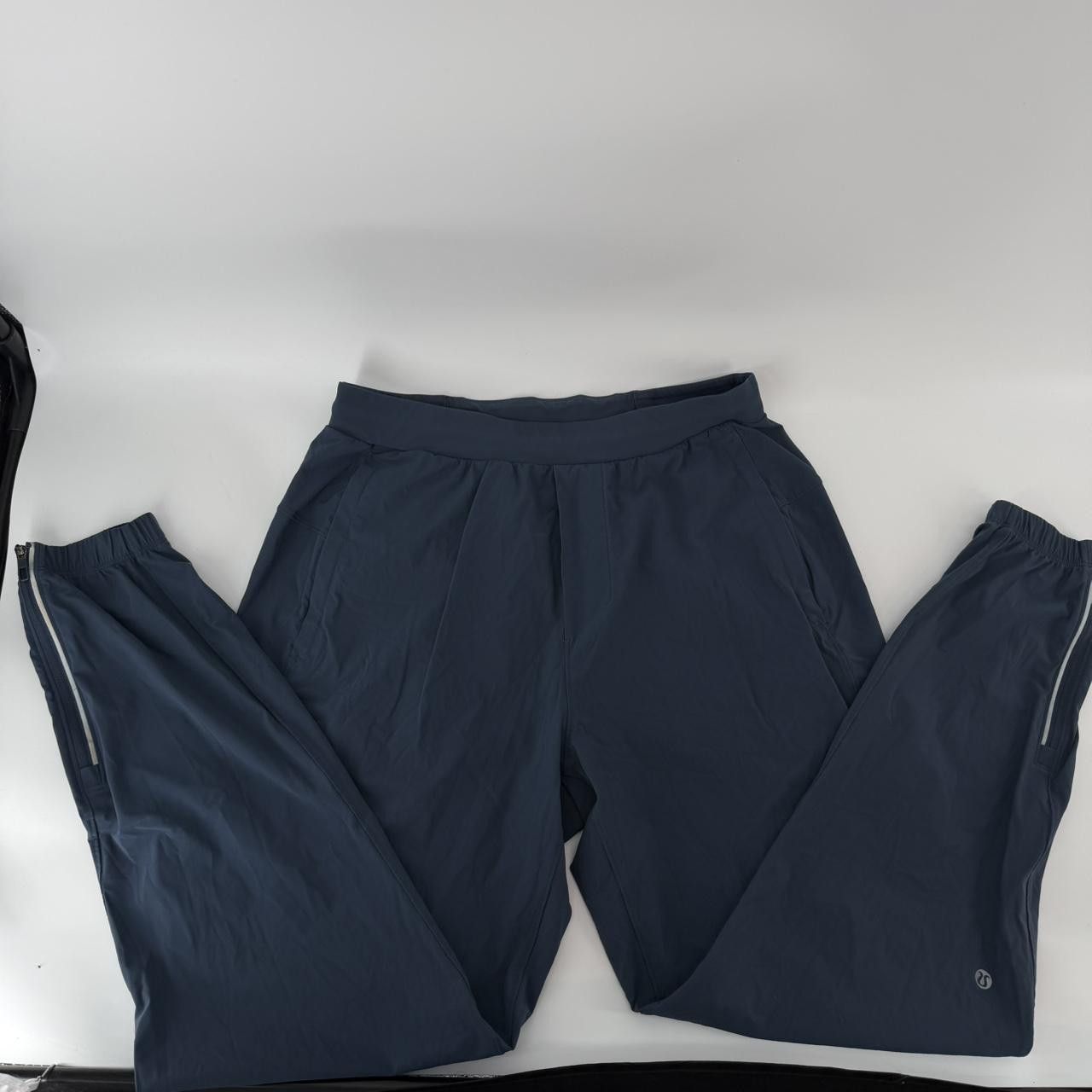 Lululemon Lululemon Women’s Jogger Pants Size S Navy Blue Tapered Size 27" / US 4 / IT 40 - 1 Thumbnail