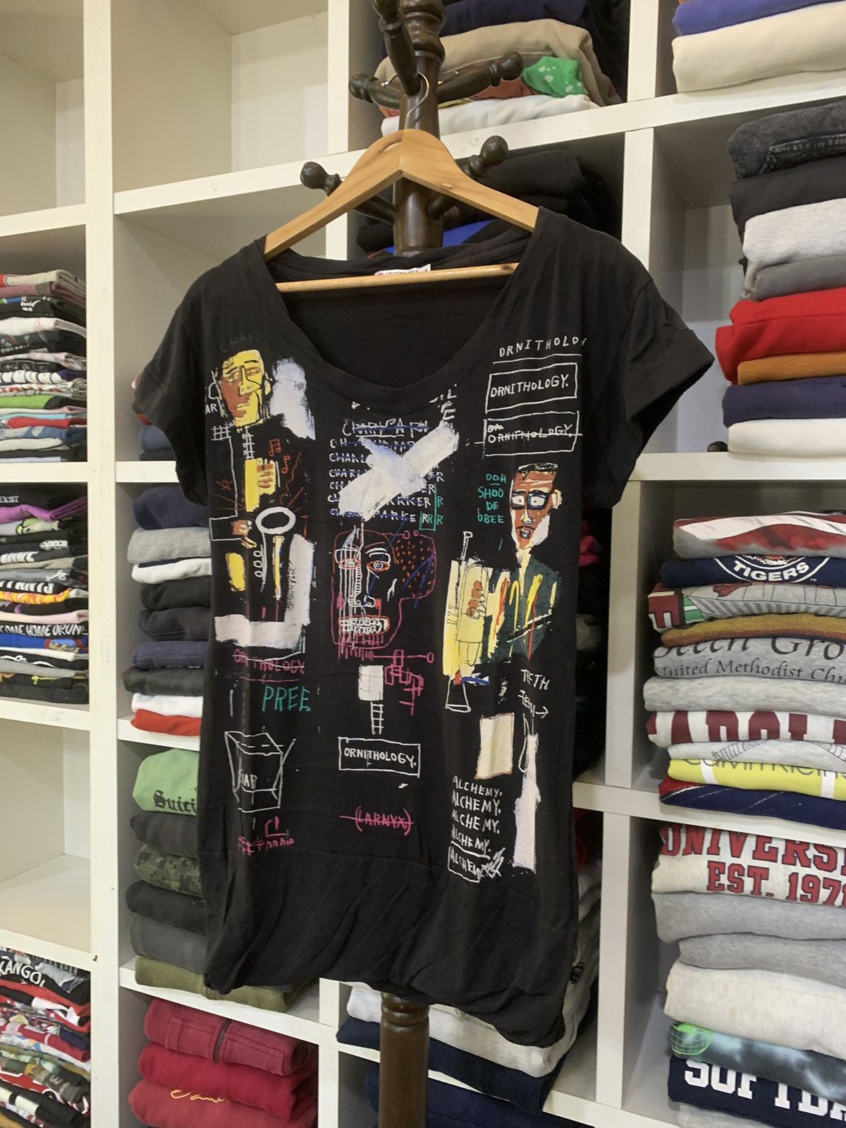 Jean-Michel Basquiat × Uniqlo Jean Michel Basquiat Over Print Tee Size M / US 6-8 / IT 42-44 - 3 Thumbnail