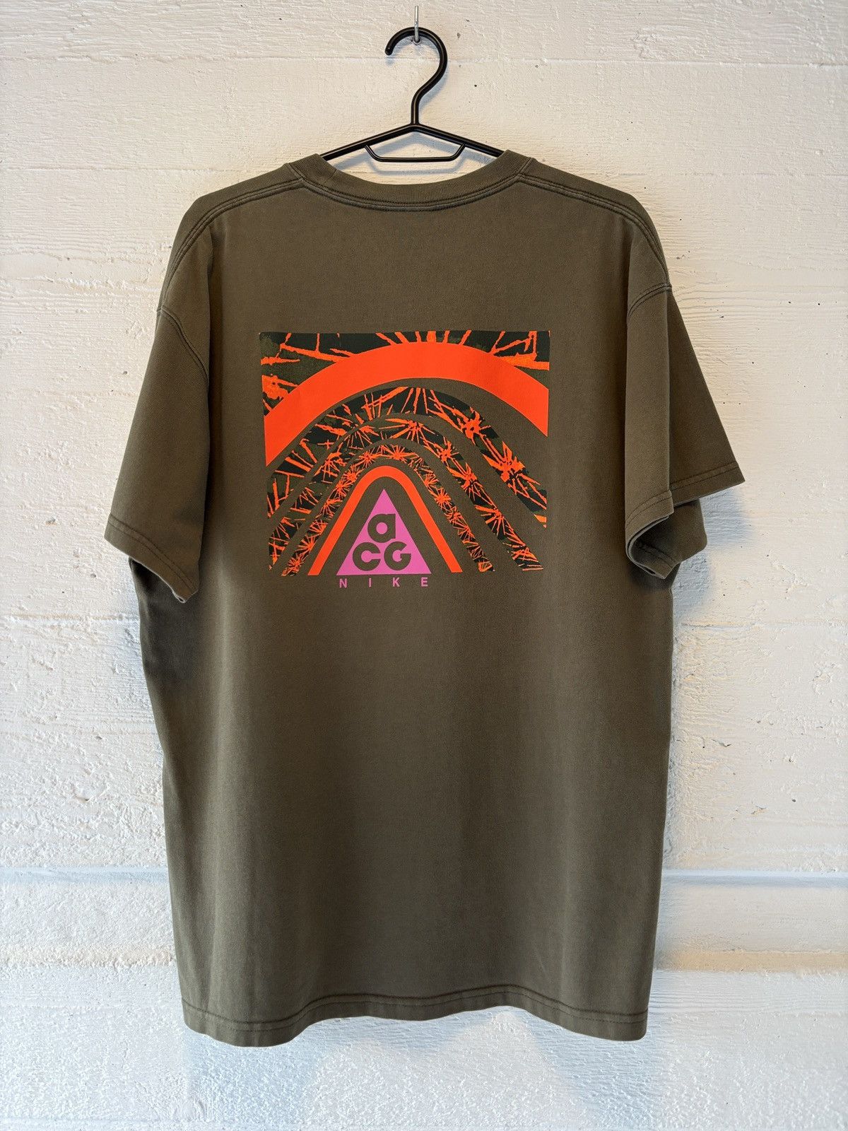 Nike ACG Nike ACG Splattered Logo Tee CT4168-325 Green Size M T-Shirt Size US M / EU 48-50 / 2 - 4 Thumbnail