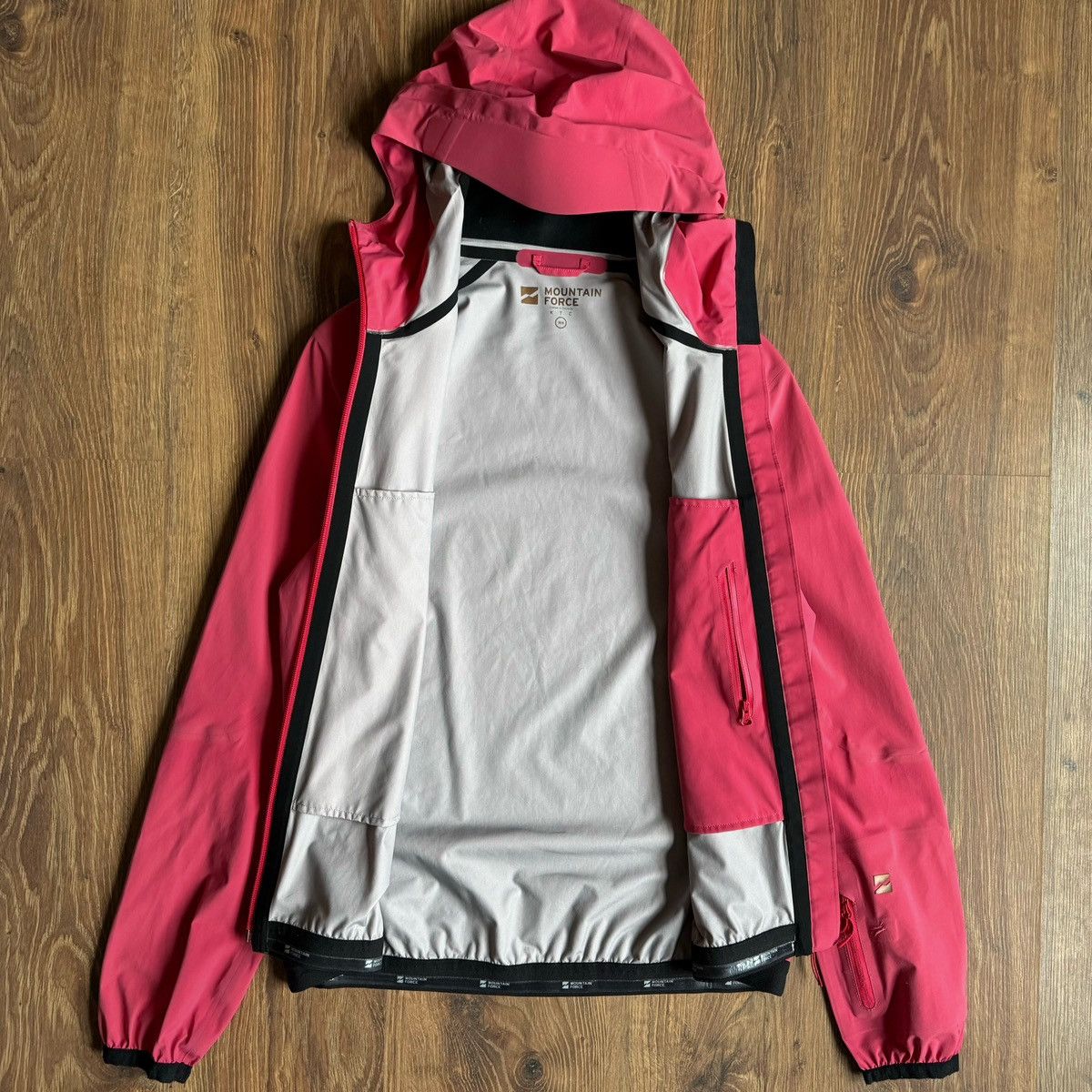Other Mountain Force Absolute Shell Jacket Women’s M Pink RRP$515 Size M / US 6-8 / IT 42-44 - 4 Thumbnail