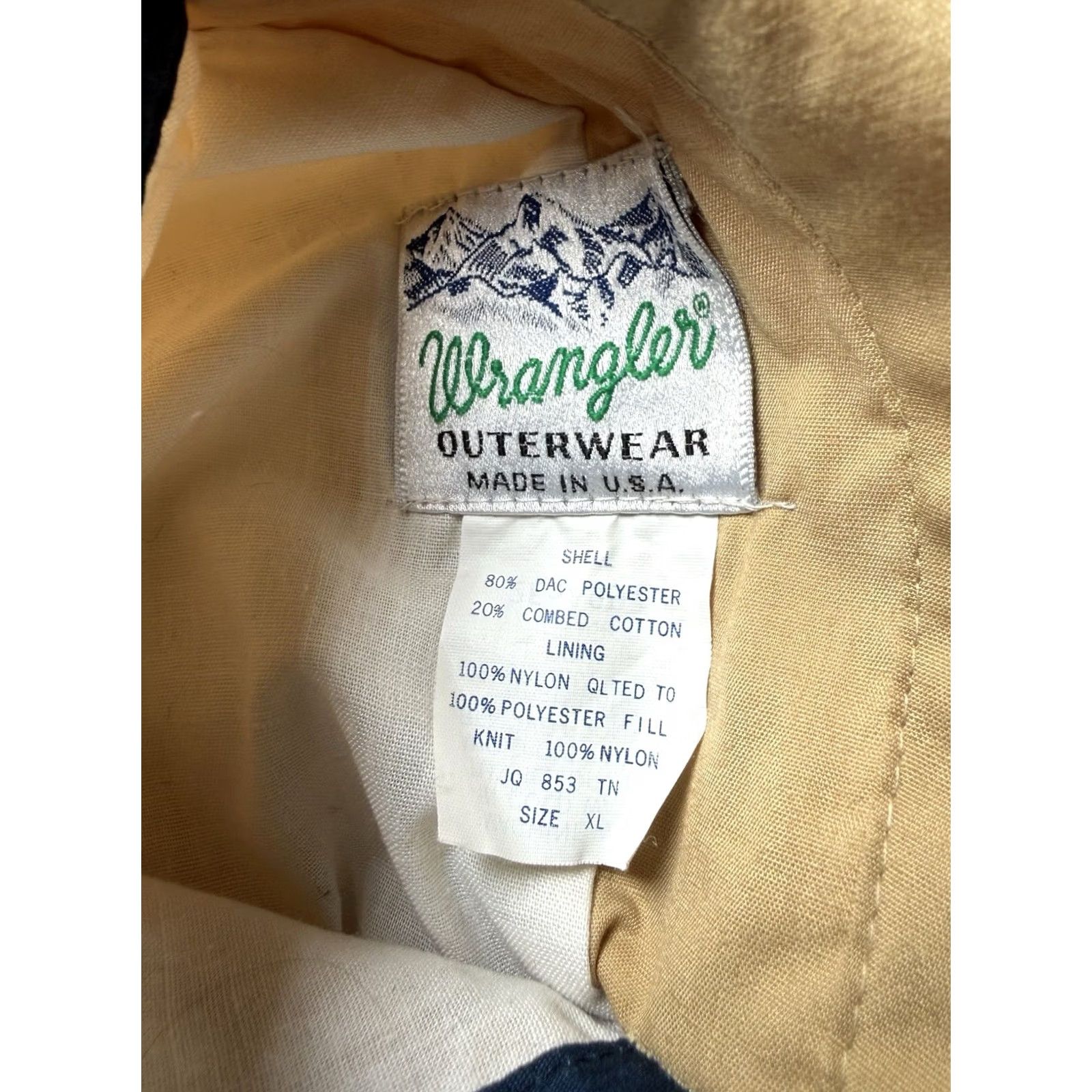 Wrangler VINTAGE Wrangler Outerwear Western Jacket Bomber Reversible Button XL Beige Navy Men's Size US XL / EU 56 / 4 - 3 Thumbnail