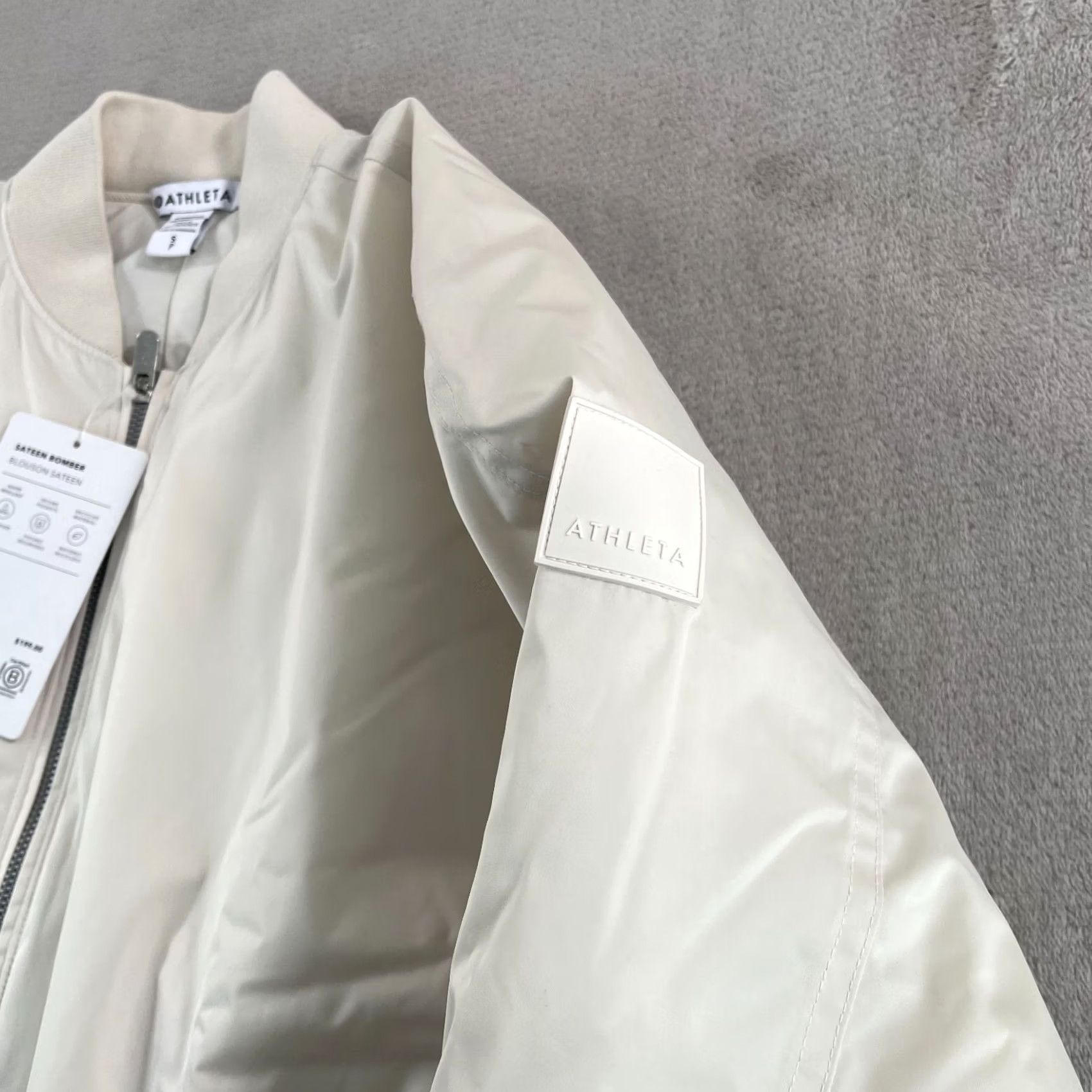 Athleta Athleta Bomber Jacket Women Small Bone DWR Full Zip Performance Active NWT Size S / US 4 / IT 40 - 4 Thumbnail