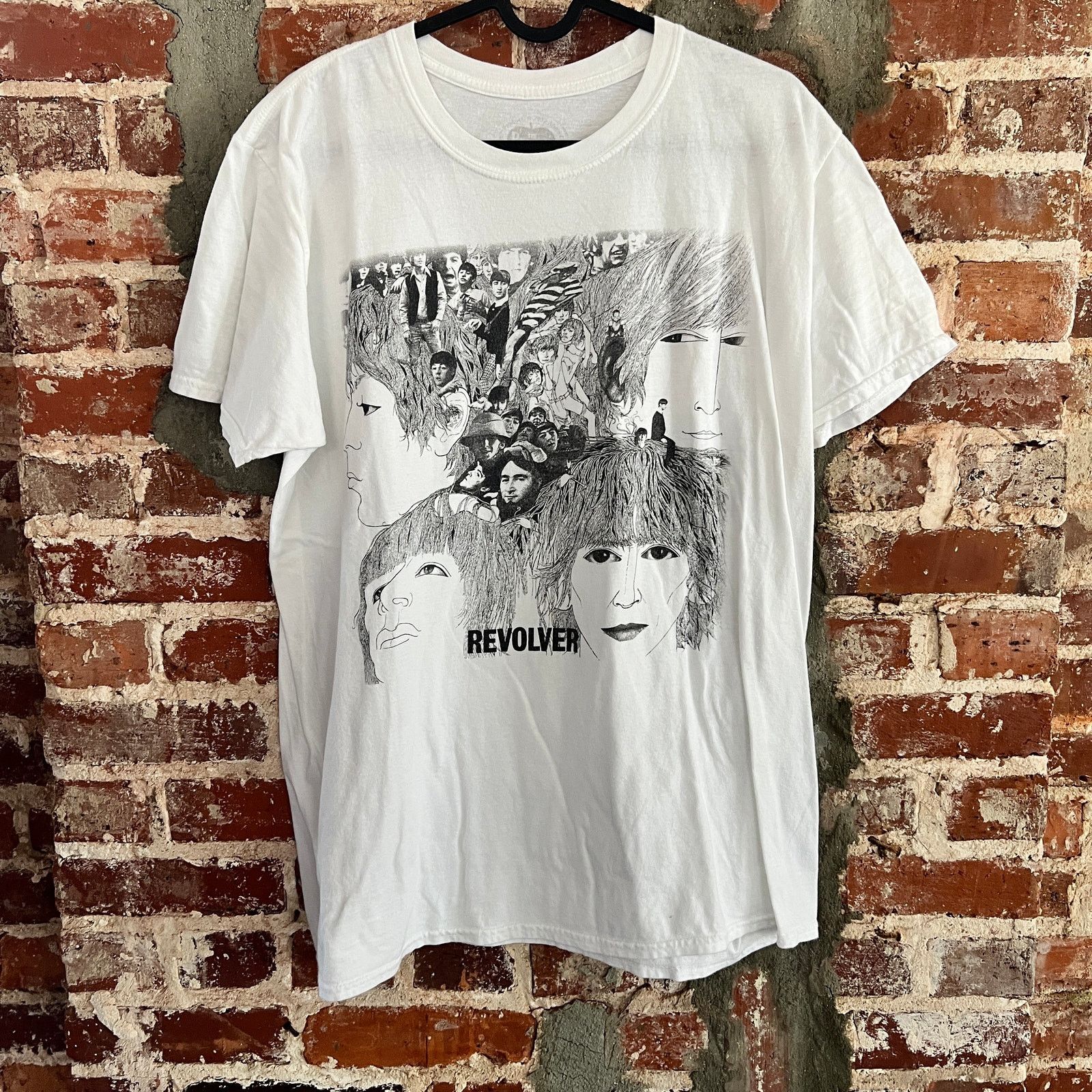 Vintage The Beatles Revolver Men's T-Shirt L 22x28 Size US L / EU 52-54 / 3 - 2 Thumbnail