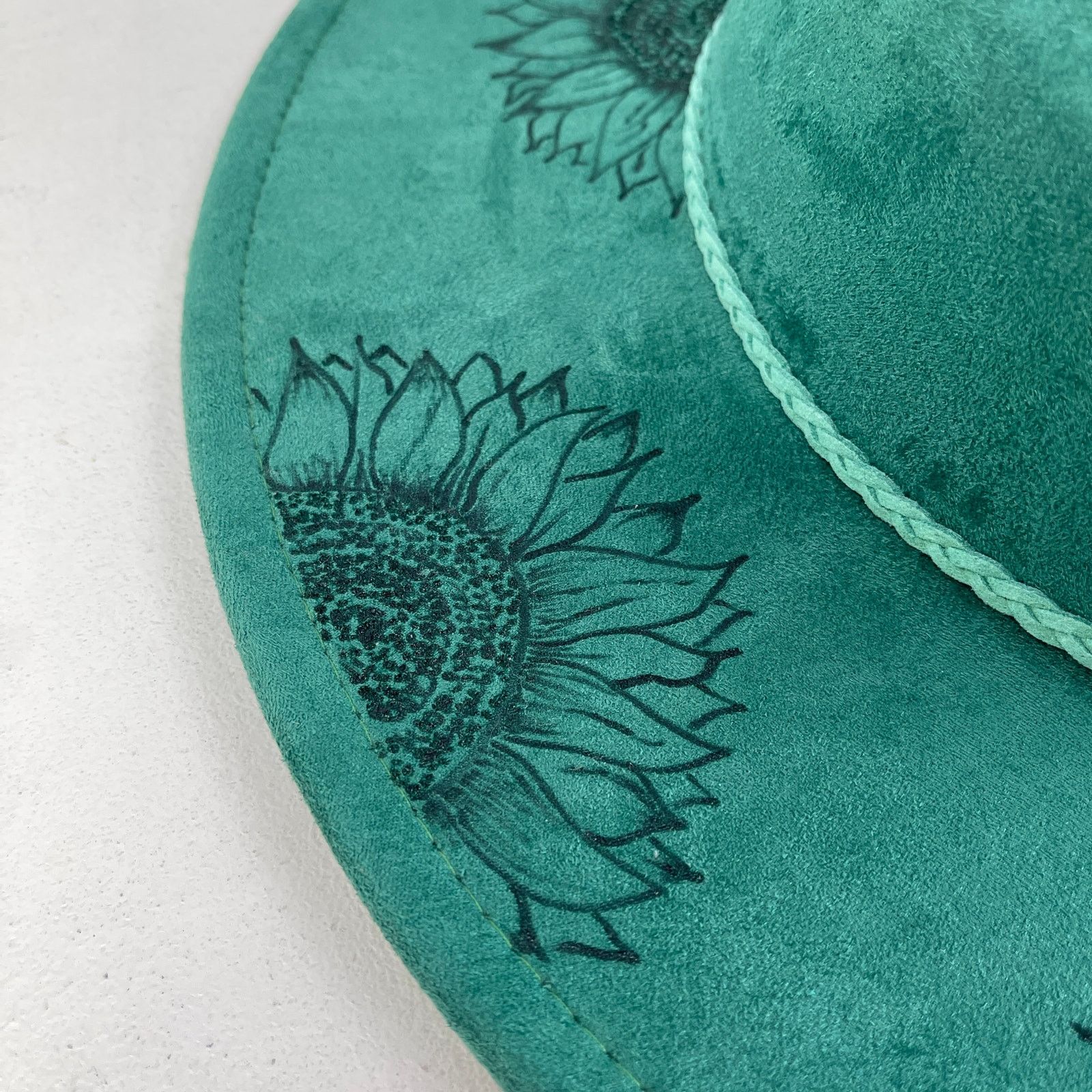 Handmade Green Faux Suede Wide Flat Brim Hat Sunflowers ADJUSTABLE SZ Size ONE SIZE - 6 Thumbnail