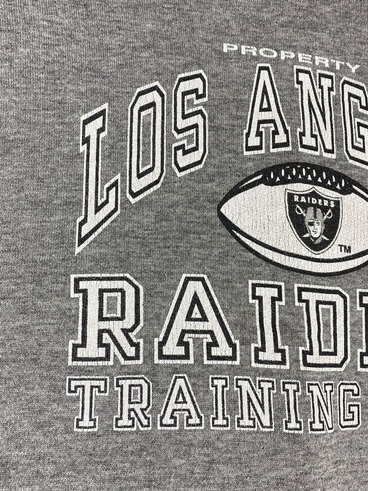 NFL × Vintage 🔥 VINTAGE 90s LOS ANGELES RAIDERS DISTRESSED SWEATSHIRT 🔥 Size US M / EU 48-50 / 2 - 4 Thumbnail
