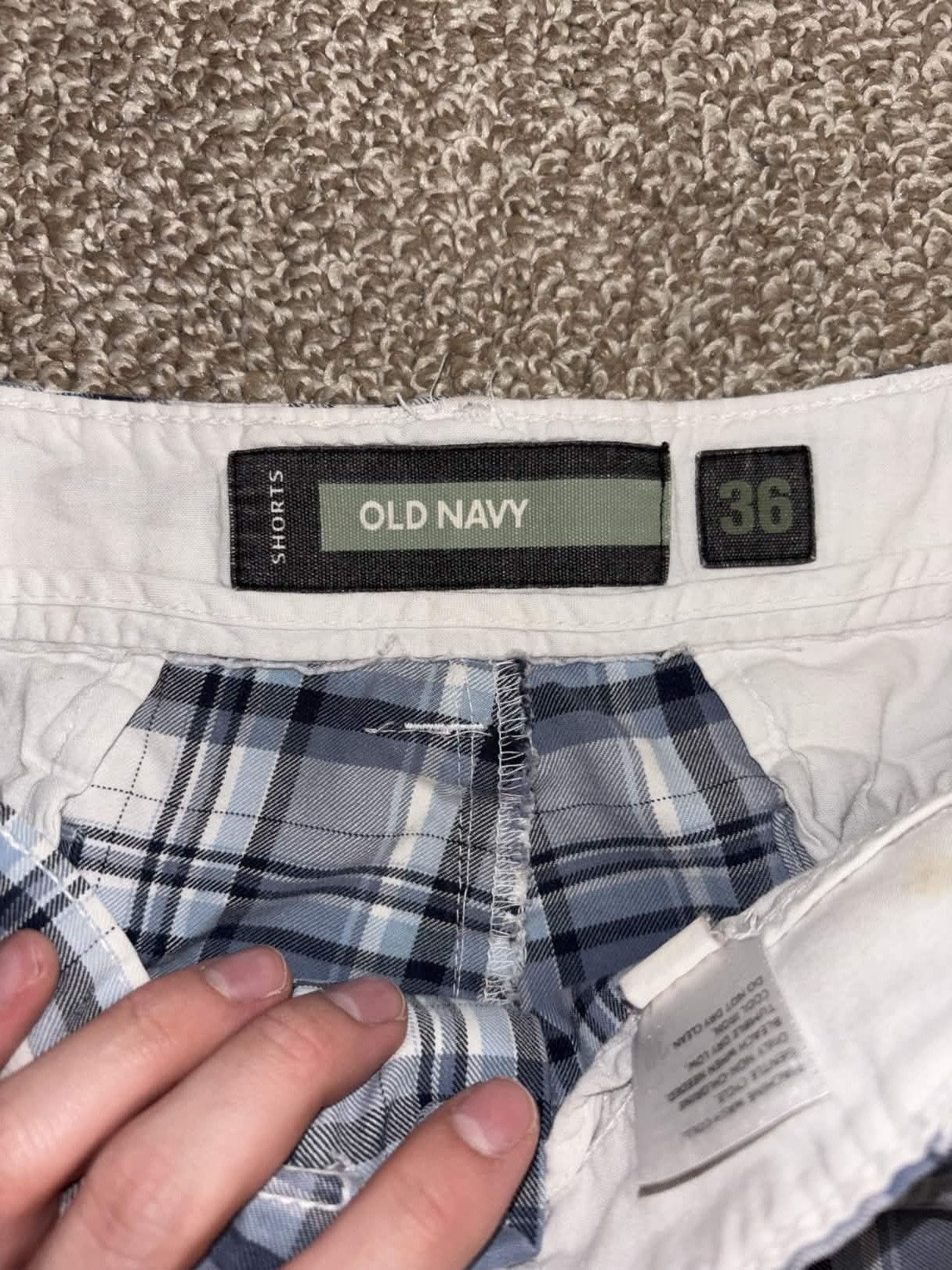 Old Navy Y2K Baggy Old Navy Plaid Cargo Shorts Size US 36 / EU 52 - 3 Thumbnail