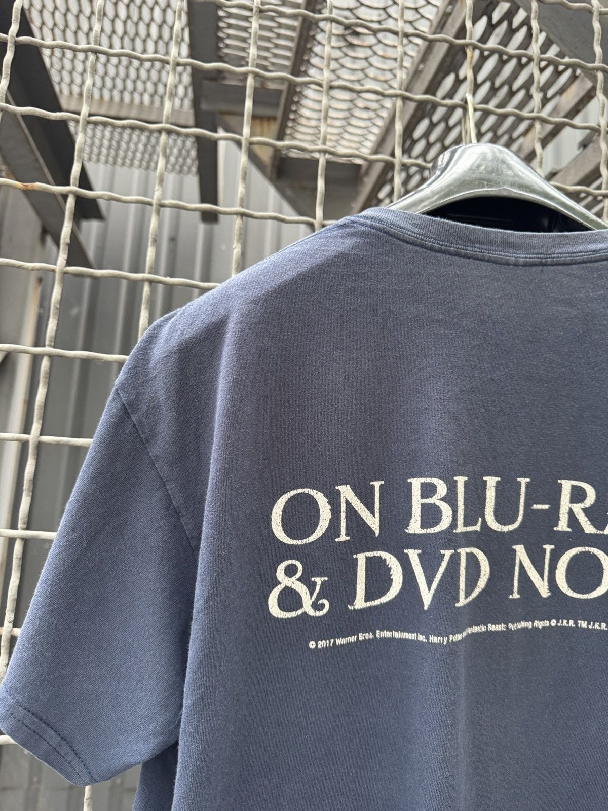 Warner Bros Fantastic Beasts 2017 Movie T Shirt Size US L / EU 52-54 / 3 - 12 Thumbnail