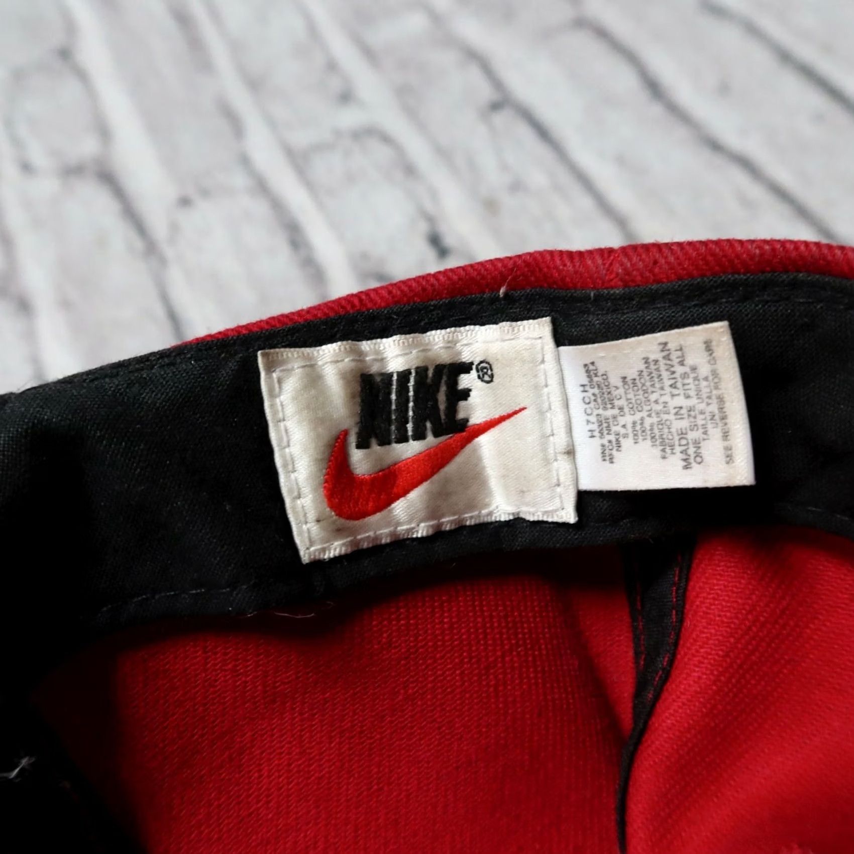 Nike Vintage Nike Swoosh Logo Snapback Hat Maroon Adjustable Cap Men Hat Swoosh 90s Mens Size ONE SIZE - 6 Thumbnail