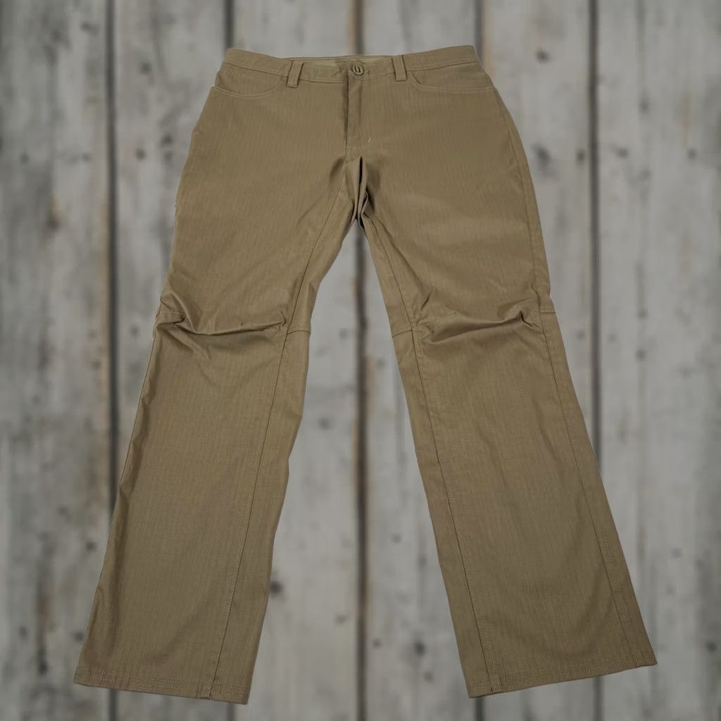 Under Armour Under Armour Pants Mens 34x30 Beige Storm Enduro Tactical Rip Stop Stretch Chino Size US 34 / EU 50 - 1 Thumbnail