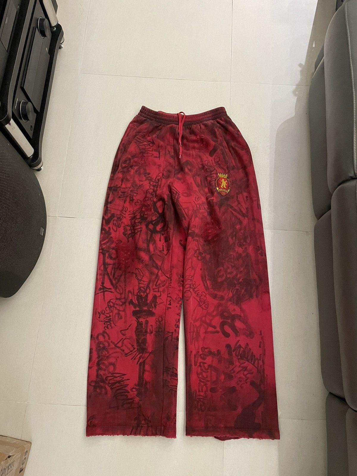 Balenciaga Full set balenciaga red skater ss23 Size US XS / EU 42 / 0 - 6 Thumbnail
