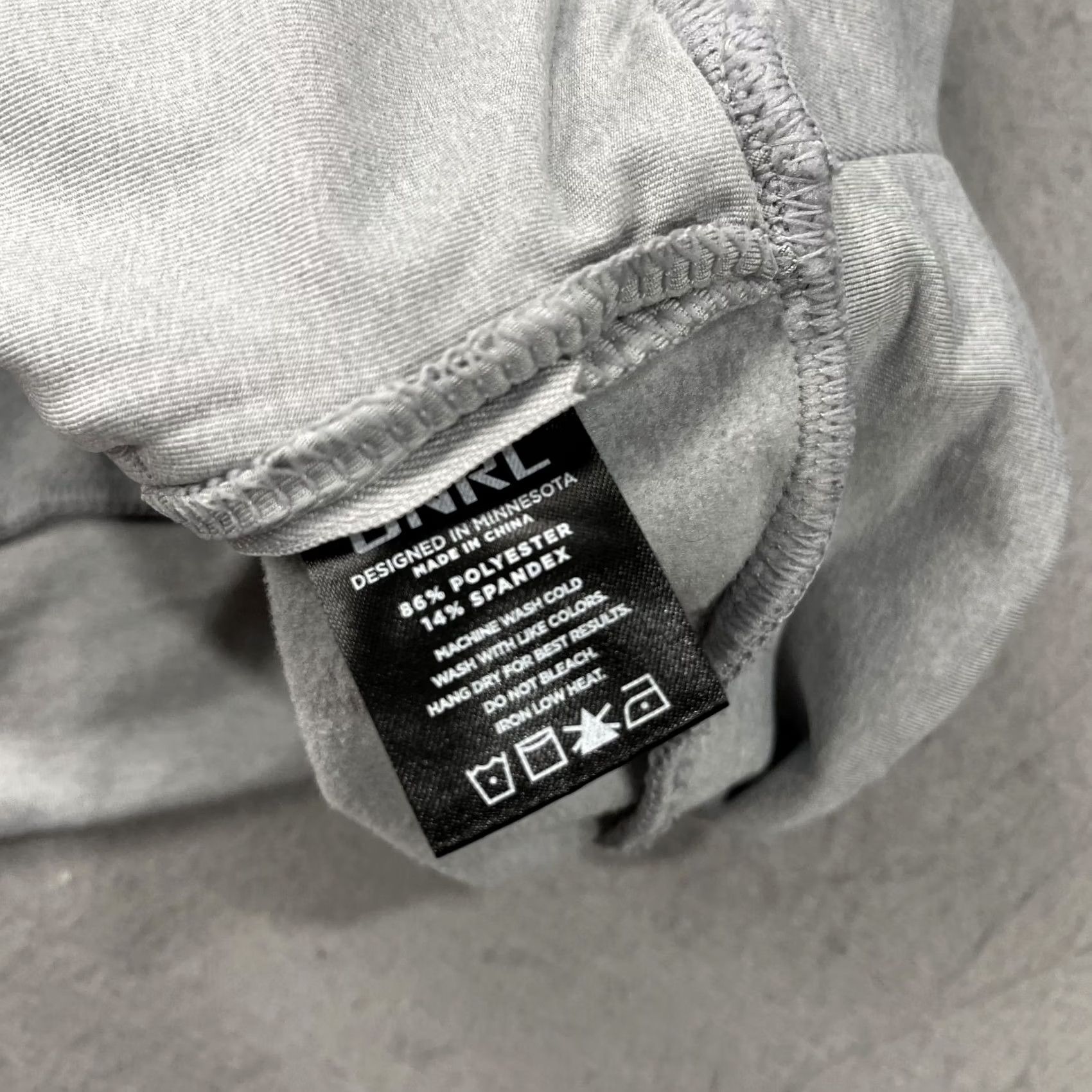 Vintage UNRL Sweatshirt Mens XL Gray Monarc Crewneck Football Gym Training Pullover Logo Shirt XL Mens Gray Monarc Football Gym Training Pullover Logo Size US XL / EU 56 / 4 - 4 Thumbnail
