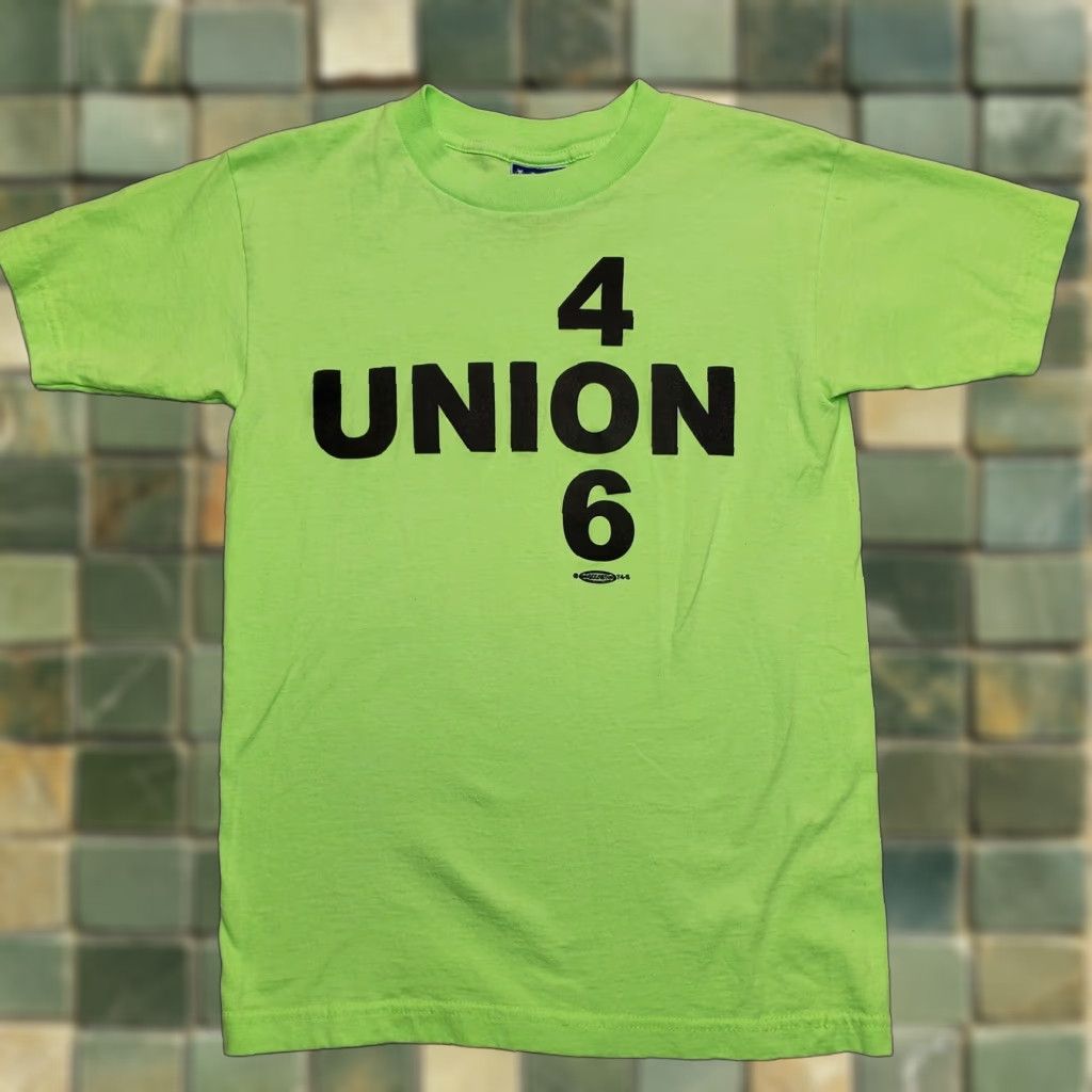 Vintage Vintage Union Made Shirt Womens Small Green Short Sleeve Crewneck 90s USA Trades Cotton T-Shirt Womens Size S / US 4 / IT 40 - 1 Thumbnail