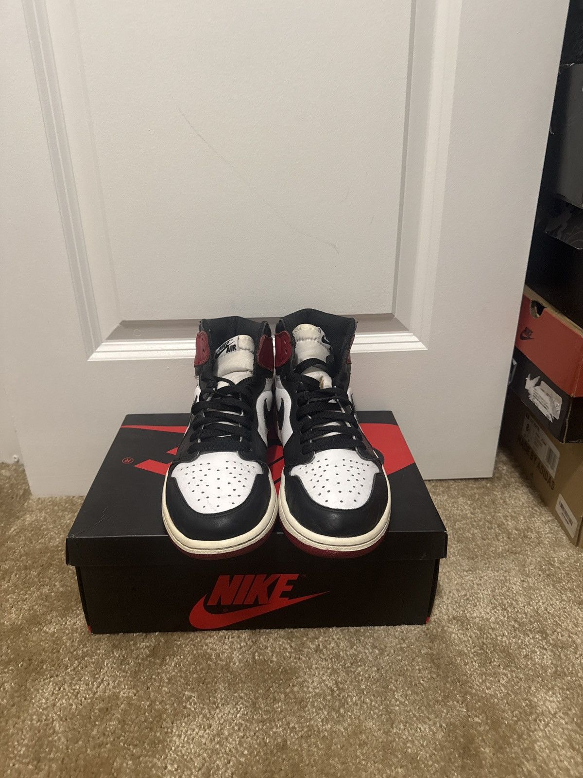 Jordan Brand Air jordan 1 retro high OG BLACK TOE 2016 Size US 8 / EU 41 - 3 Thumbnail