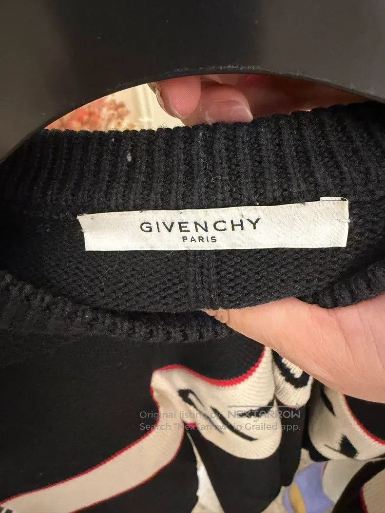Givenchy Givenchy Merino wool sweater, size M, black with lettering Size US M / EU 48-50 / 2 - 3 Thumbnail