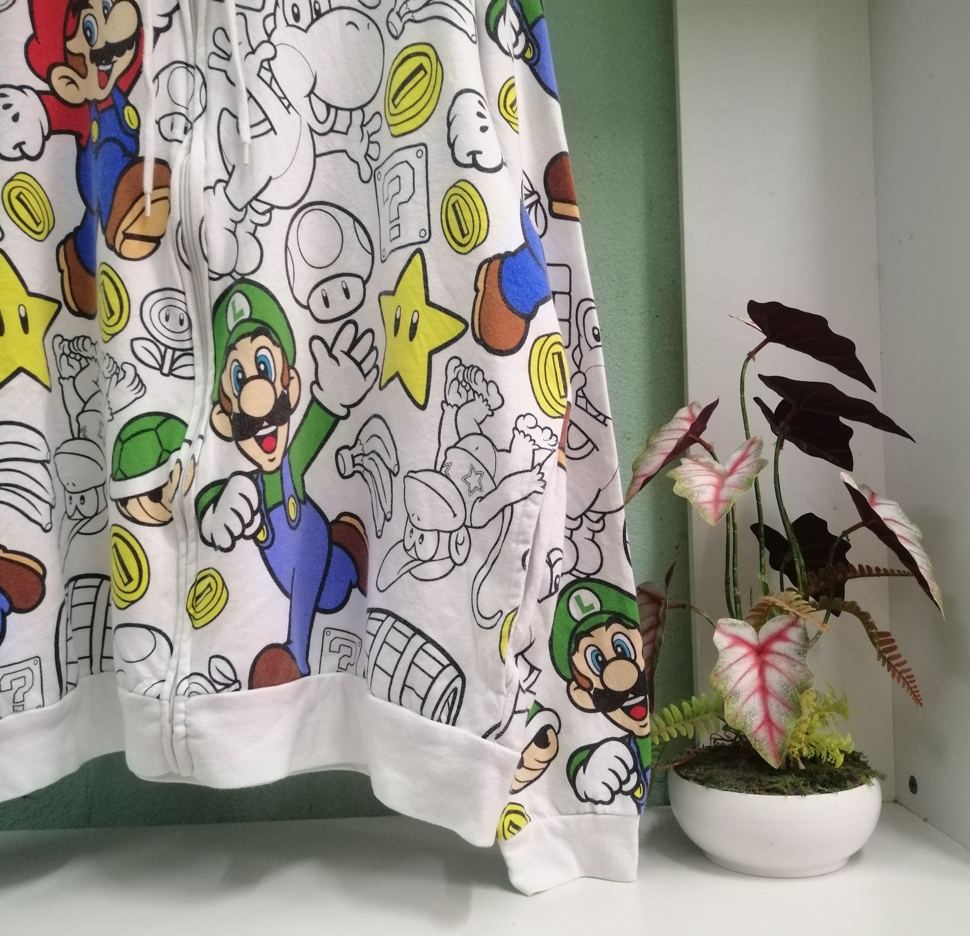 Nintendo Super Mario Bros Full Printed Hoodie Zipper Jacket Size US L / EU 52-54 / 3 - 5 Thumbnail