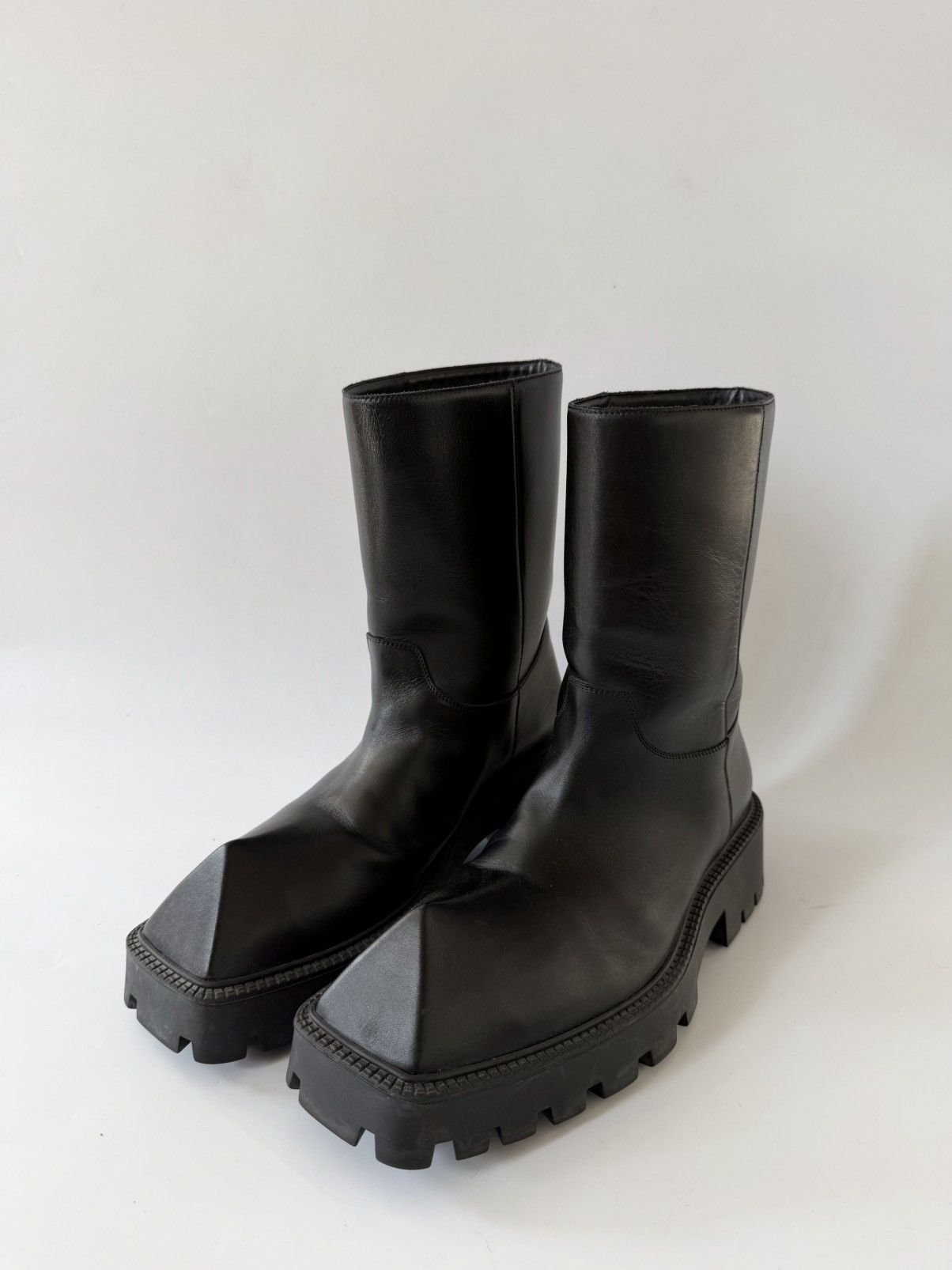 Balenciaga Balenciaga Rhino Leather Boots Size US 9 / EU 42 - 1 Thumbnail