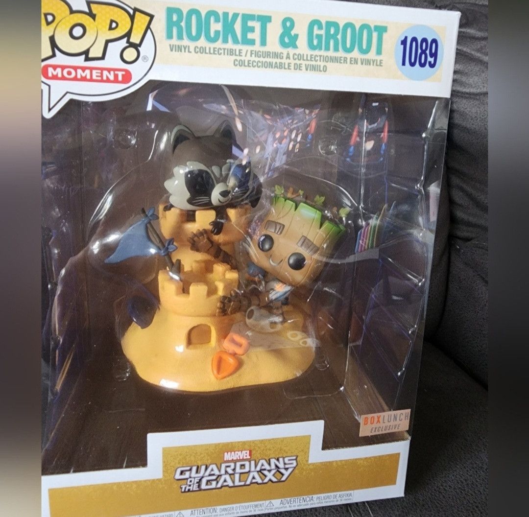 Other Funko Pop! Moment Marvel Groot & Rocket Beach Day Vinyl Size ONE SIZE - 1 Thumbnail