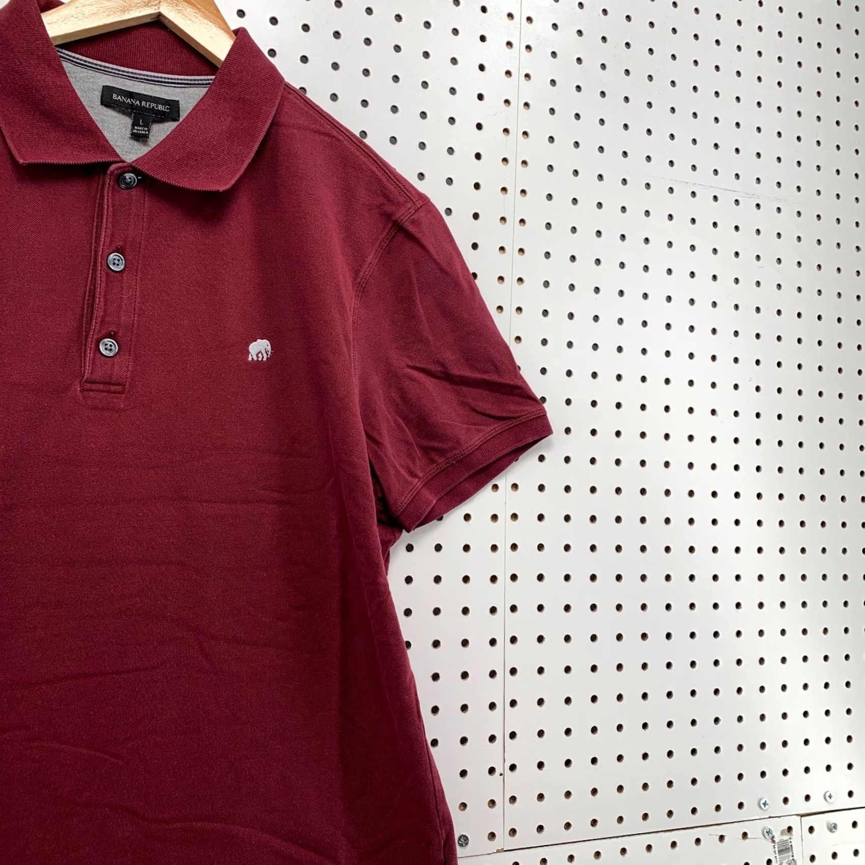 Banana Republic Banana Republic Polo Shirt Mens Large Maroon White Elephant Casual Collar Size US L / EU 52-54 / 3 - 3 Thumbnail