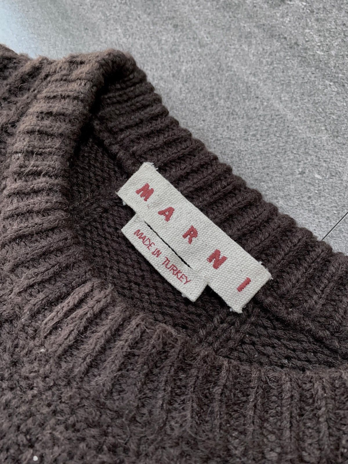 Marni Assymetrical Sleeve Cable Knit Sweater - Medium Size US M / EU 48-50 / 2 - 5 Thumbnail