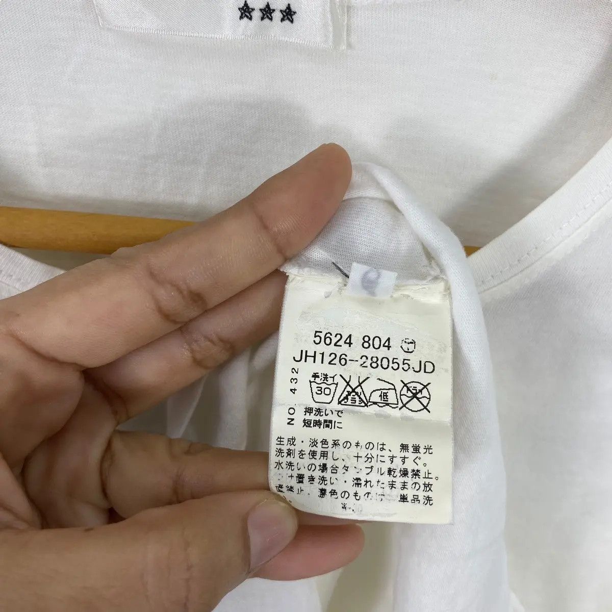 Boycott BOYCOTT JAPAN Spiky Stars Melody Note Graphic Tee Shirt Size S / US 4 / IT 40 - 8 Thumbnail