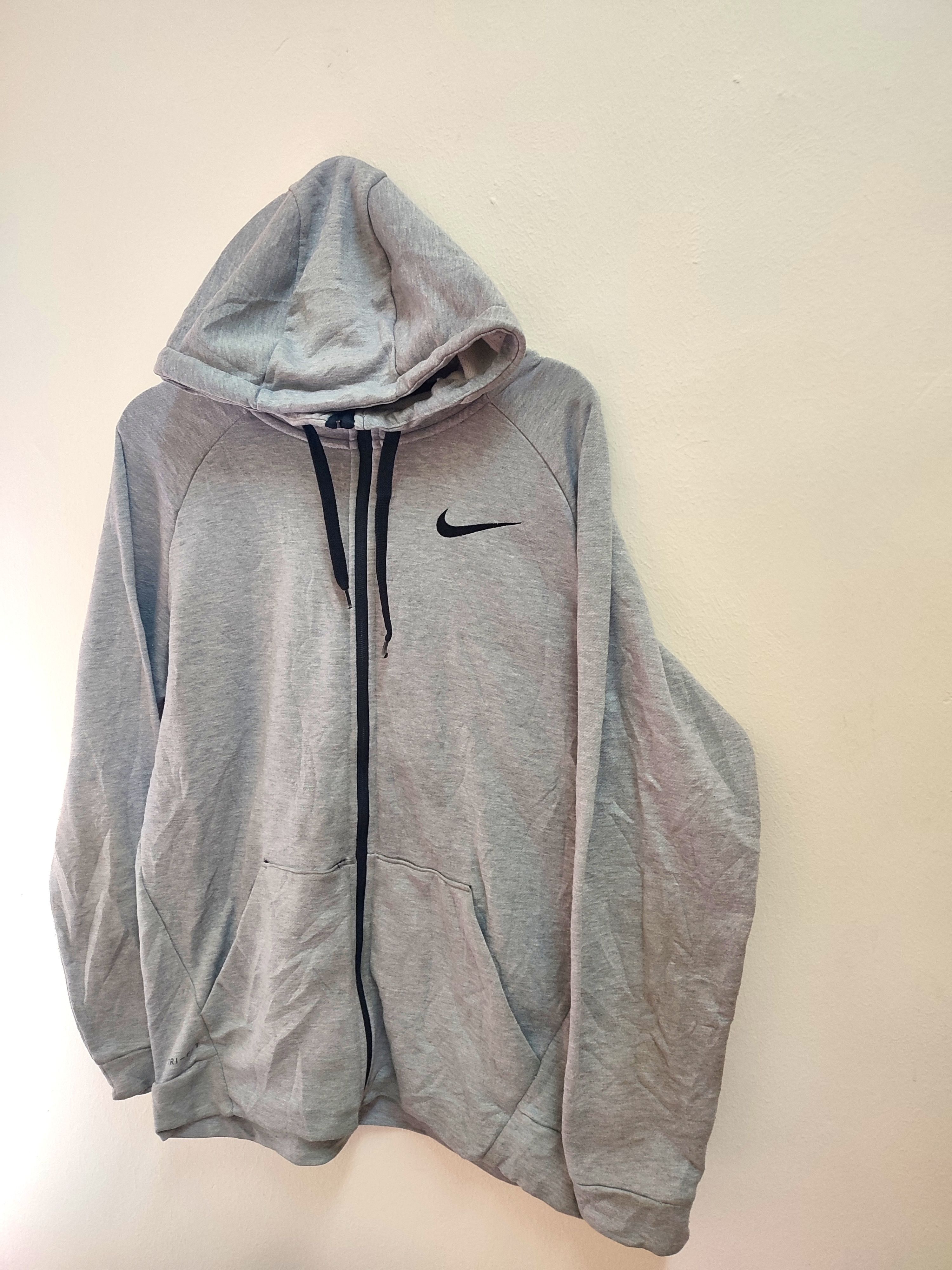 Nike Y2k Nike Dri Fit Zip Up Hoodies Size US L / EU 52-54 / 3 - 4 Thumbnail