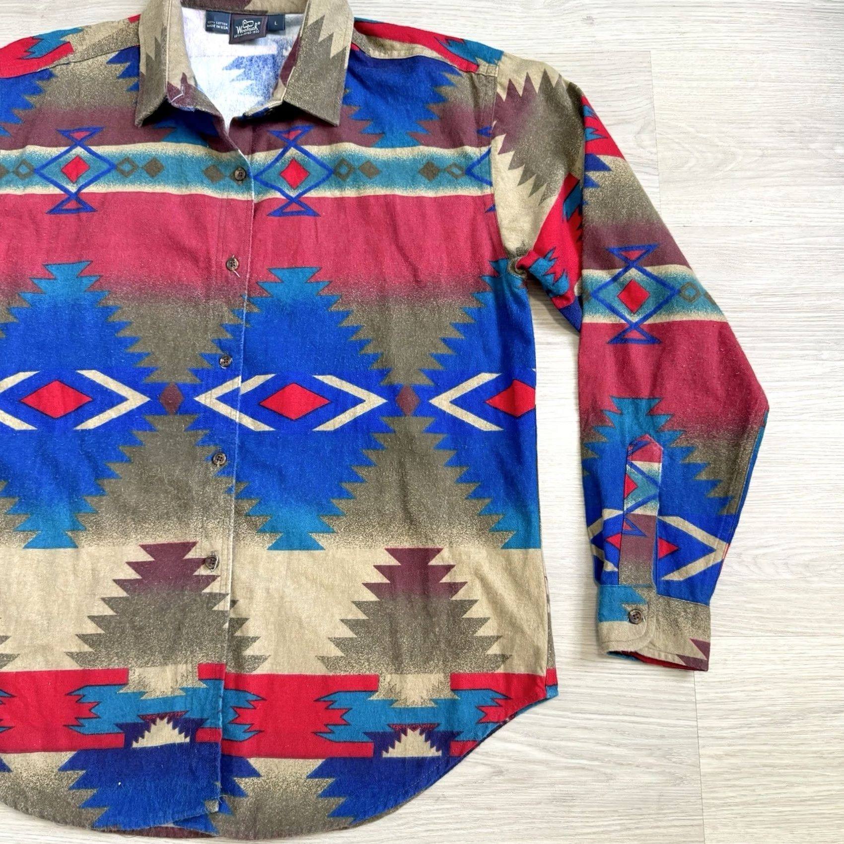 Vintage VINTAGE Woolrich Shirt L Aztec 90s Navajo Made In USA Button Size Size US L / EU 52-54 / 3 - 3 Thumbnail
