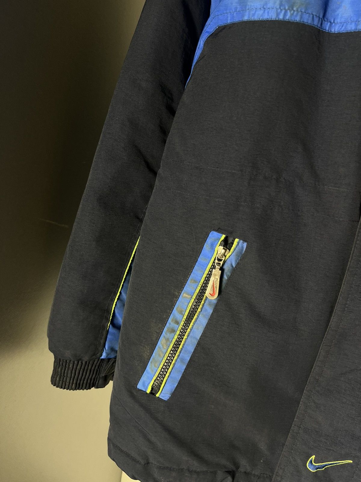 Vintage VERY RARE NIKE BIG LOGO SWOOSH RETRO JACKET INTER MILAN SOCCER JERSEY Y2K 90s Size US XXL / EU 58 / 5 - 13 Thumbnail