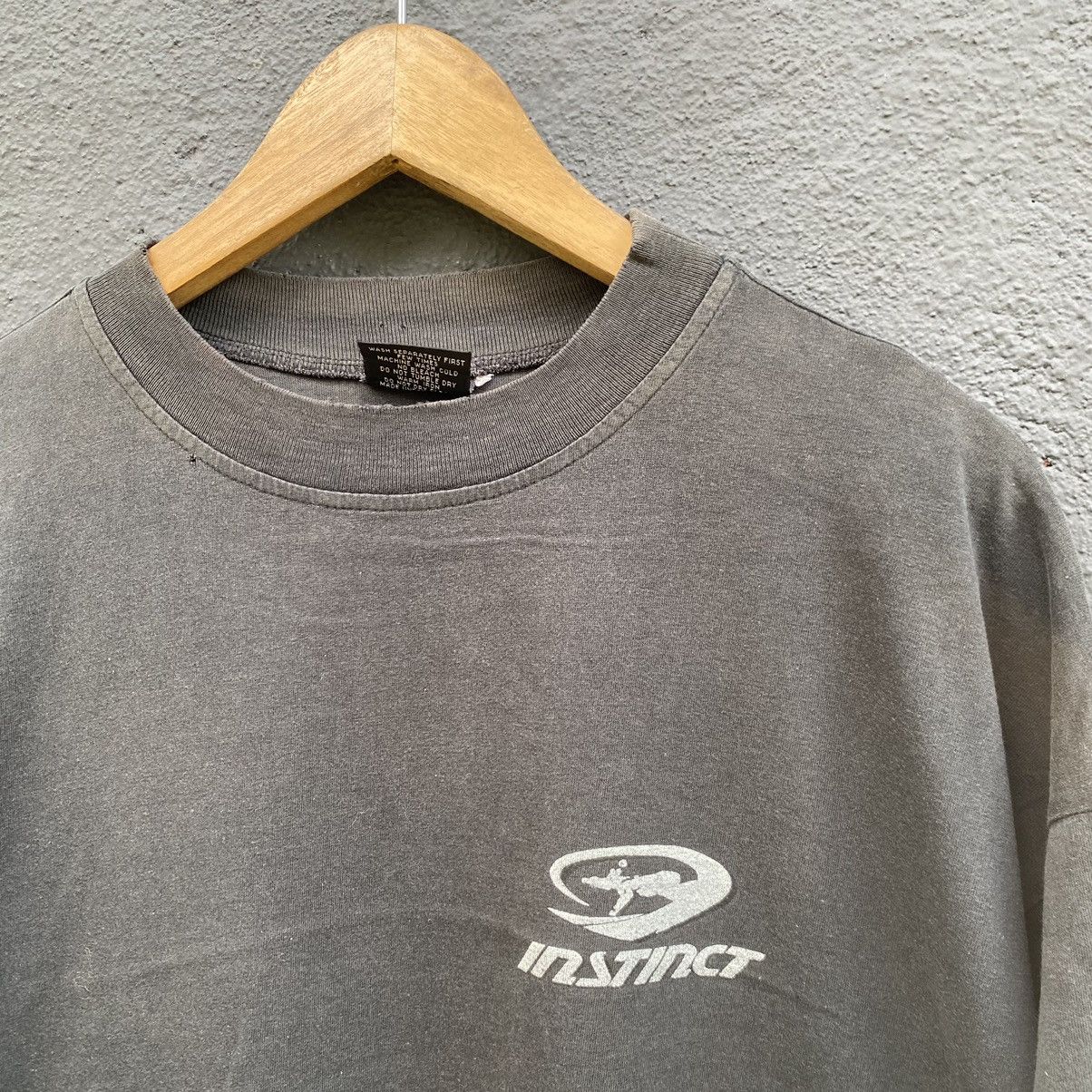 Vintage Thrashed Faded Vintage 90s Instinct Joker Surf ERD GRUNGE T Size US XL / EU 56 / 4 - 3 Thumbnail