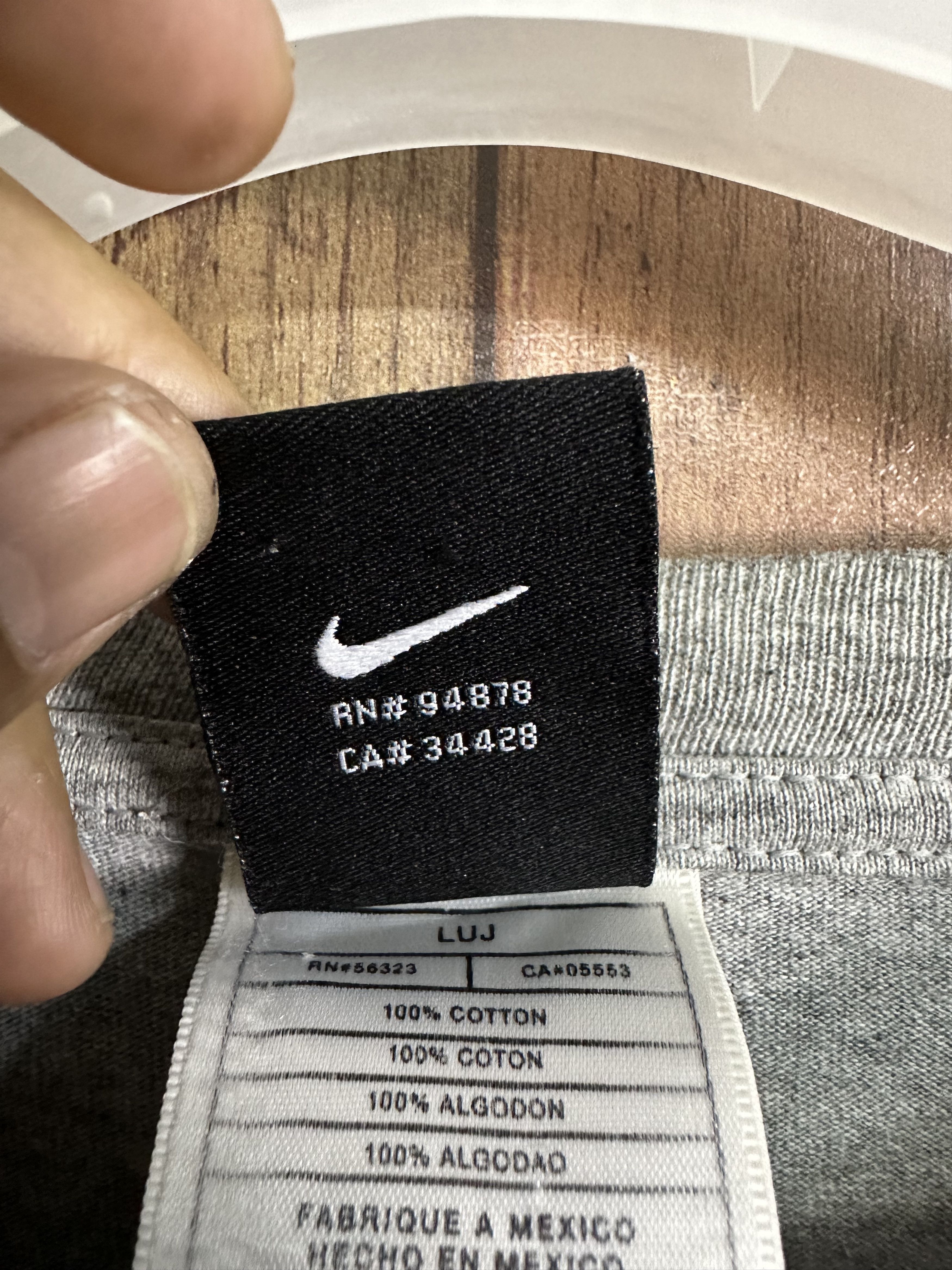 Nike × Vintage Vintage Nike Lions Club Center Swoosh Logo A341 Size US L / EU 52-54 / 3 - 9 Thumbnail