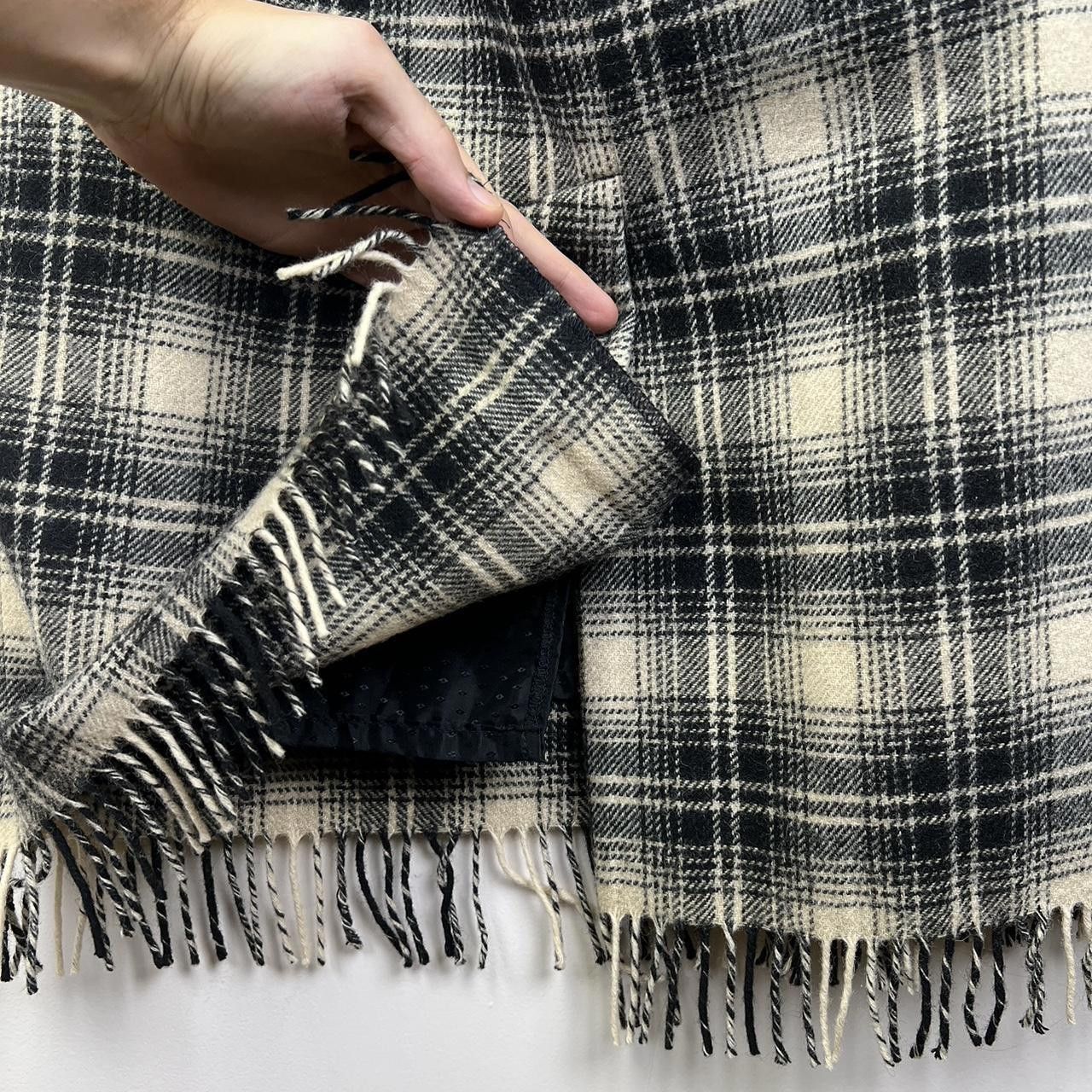 Woolrich Woolen Mills Woolrich Women's Vintage Plaid Maxi Skirt with Fringe Hem Size 36" / US 14 / IT 50 - 3 Thumbnail