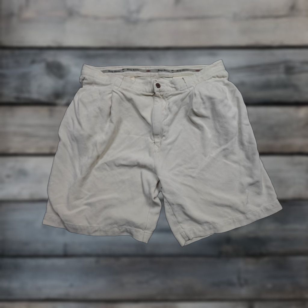 Tommy Bahama Tommy Bahama Shorts Mens 38 Beige Silk Lightweight Outdoor Relaxed Beach Silky Chino 5-Pocket Zip Front Flat Front Logo Mens Size US 38 / EU 54 - 1 Thumbnail