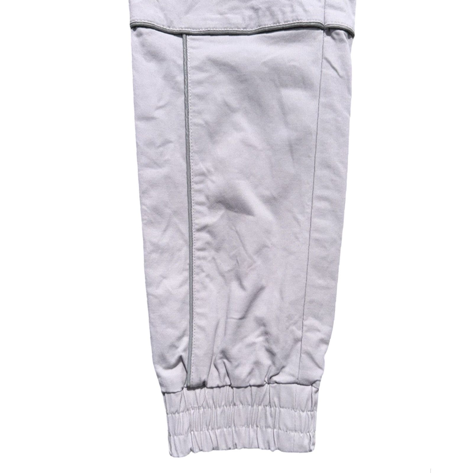 Vintage Maniere de Voir Grey Reflective Piped Cargo Pants Womens Size 6 Size 28" / US 6 / IT 42 - 6 Thumbnail