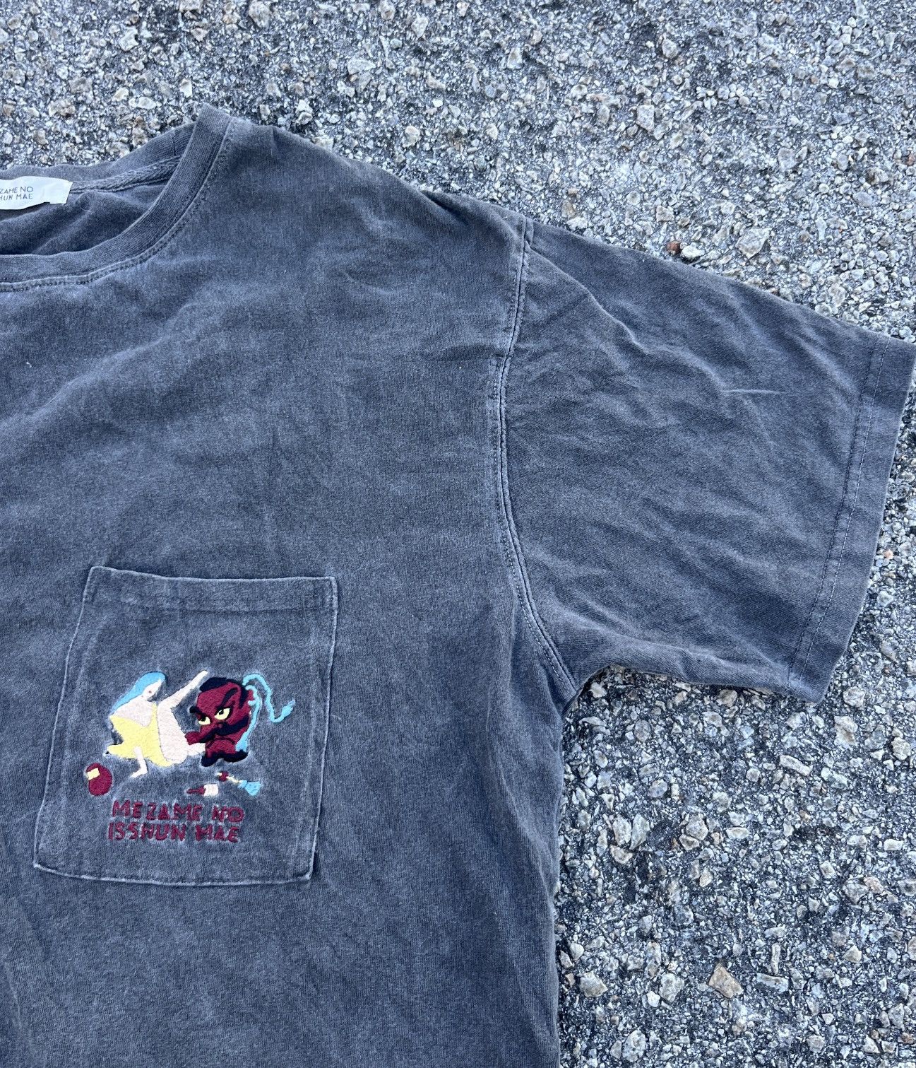 If Six Was Nine × Japanese Brand × Le Grande Bleu (L.G.B.) Mezame No Isshun Mae Trashed Tshirt Size US L / EU 52-54 / 3 - 4 Thumbnail