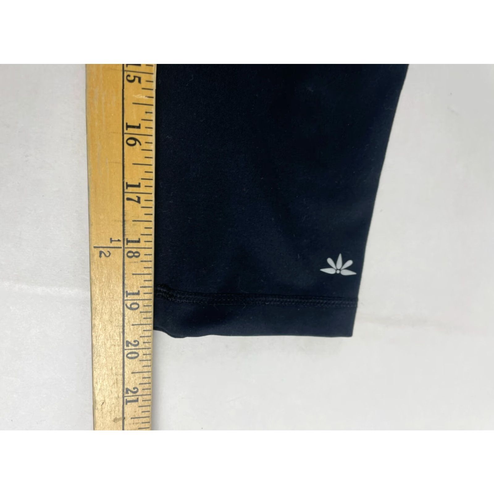 Vintage Lukka Pants Women's Size Small Black Pull On Activewear Capri Leggings Stretch Size 28" / US 6 / IT 42 - 6 Thumbnail