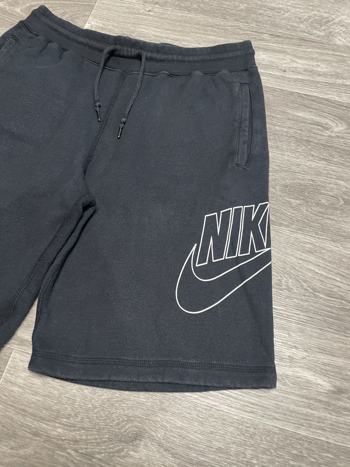 Nike Vintage Nike Black Sweet Shorts Y2K Size US 34 / EU 50 - 6 Thumbnail