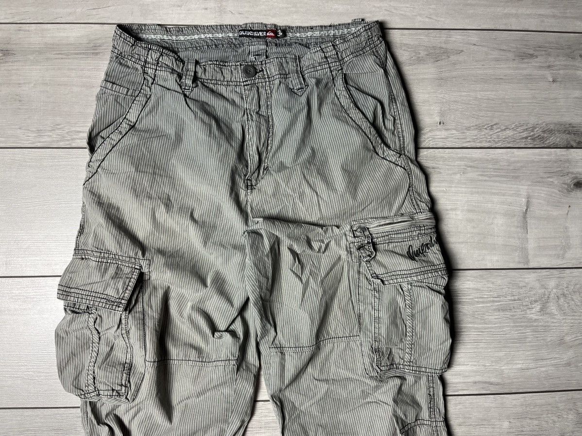 Quiksilver Quiksilver cargo pants vintage size 34 multi pocket Size US 34 / EU 50 - 3 Thumbnail
