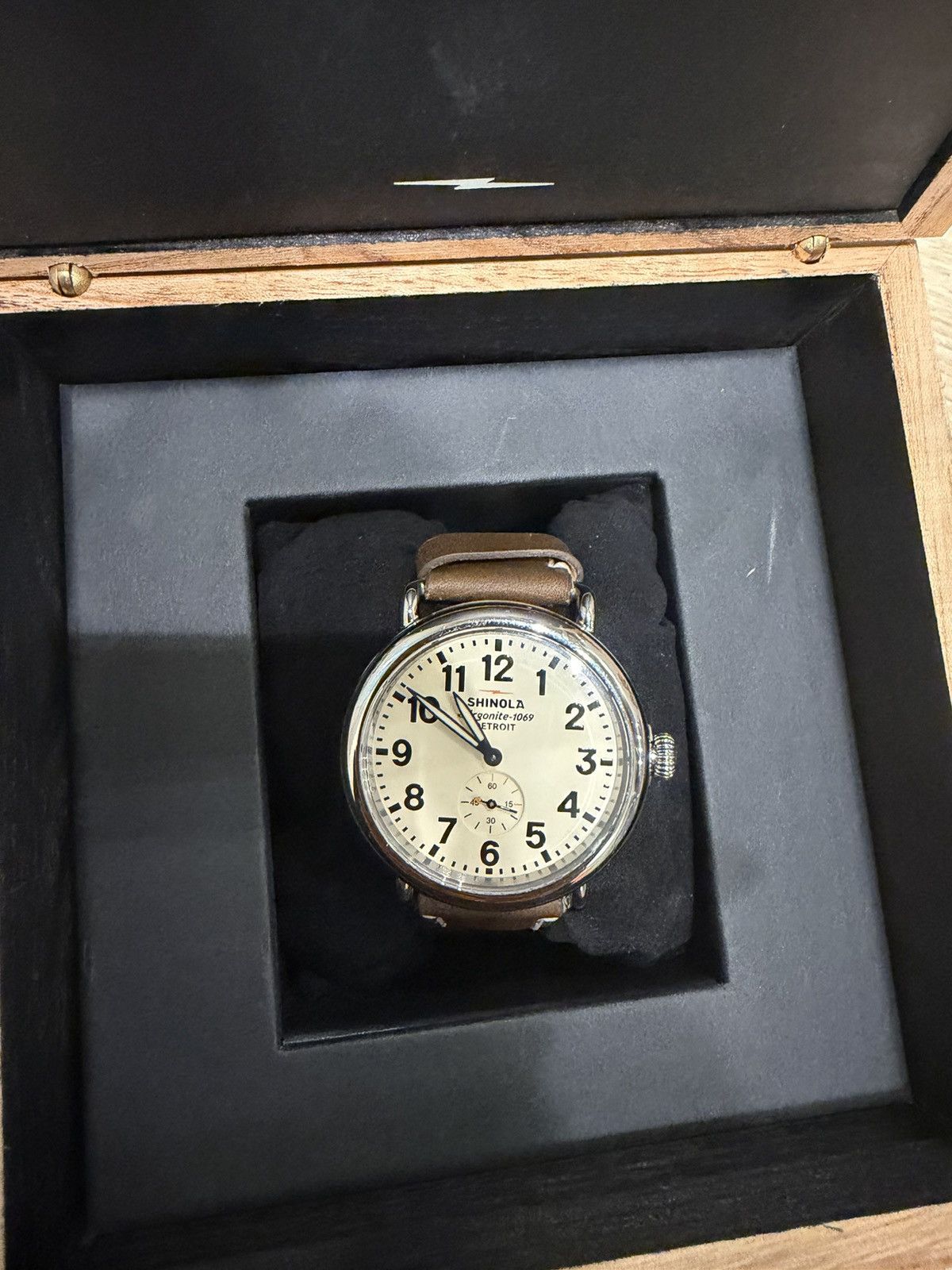 Shinola 41 MM Shinola Runwell Size 42 - 2 Thumbnail