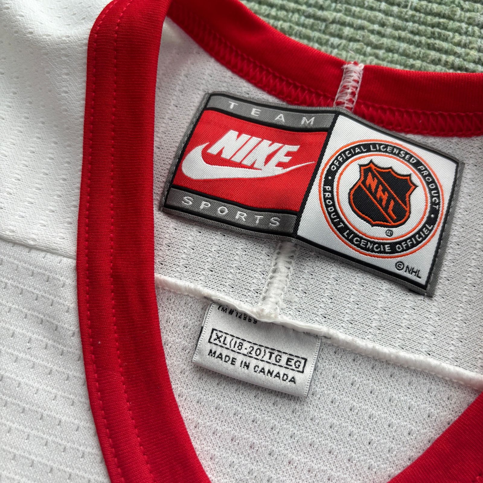 NHL × Nike × Vintage Vtg Nike Nicklas Lidström Detroit Red Wings Autograph Jersey Size US M / EU 48-50 / 2 - 8 Thumbnail