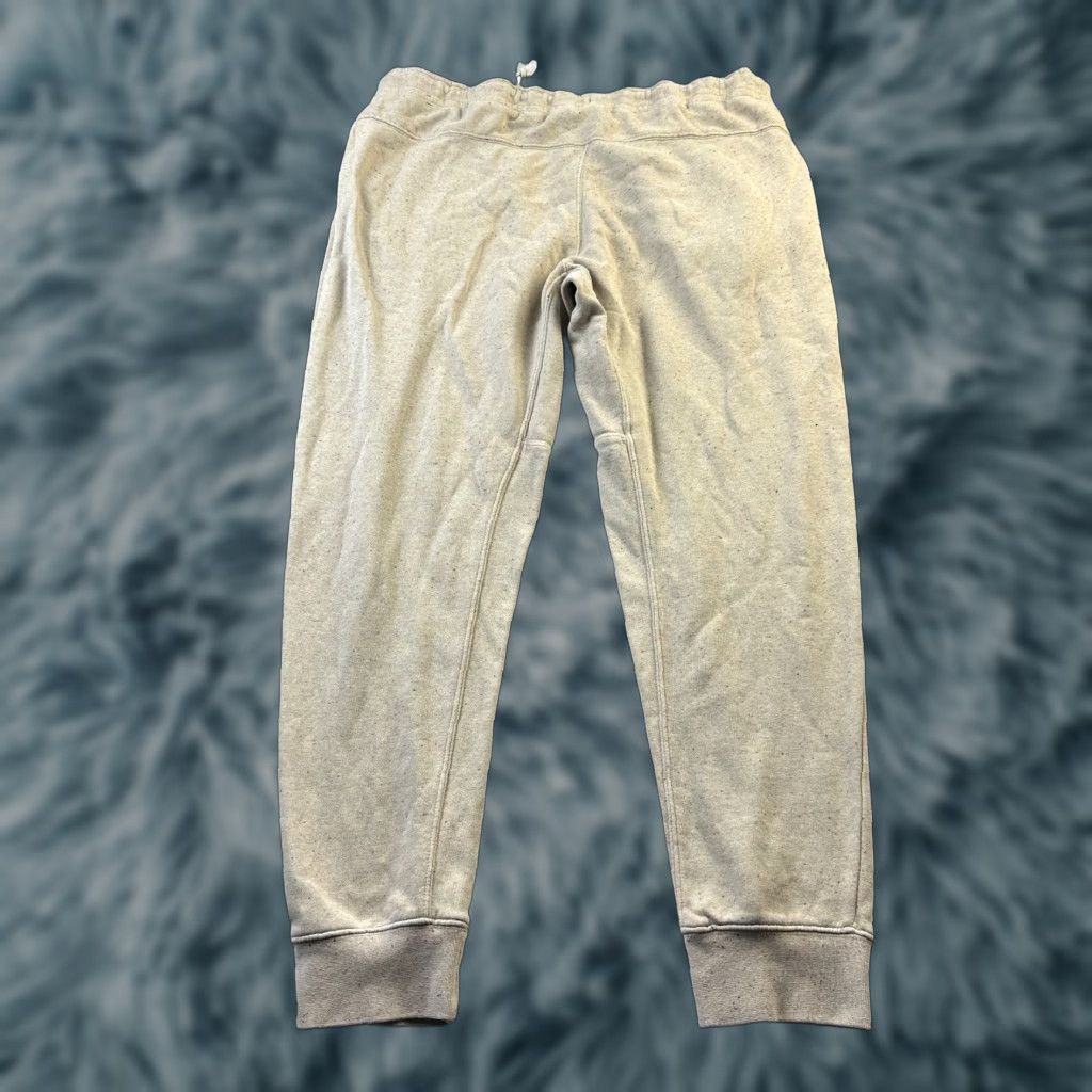 Nike Nike Pants Mens Large Beige Tan Club Fleece Joggers Sweatpants Pockets Logo Size US 33 - 1 Thumbnail