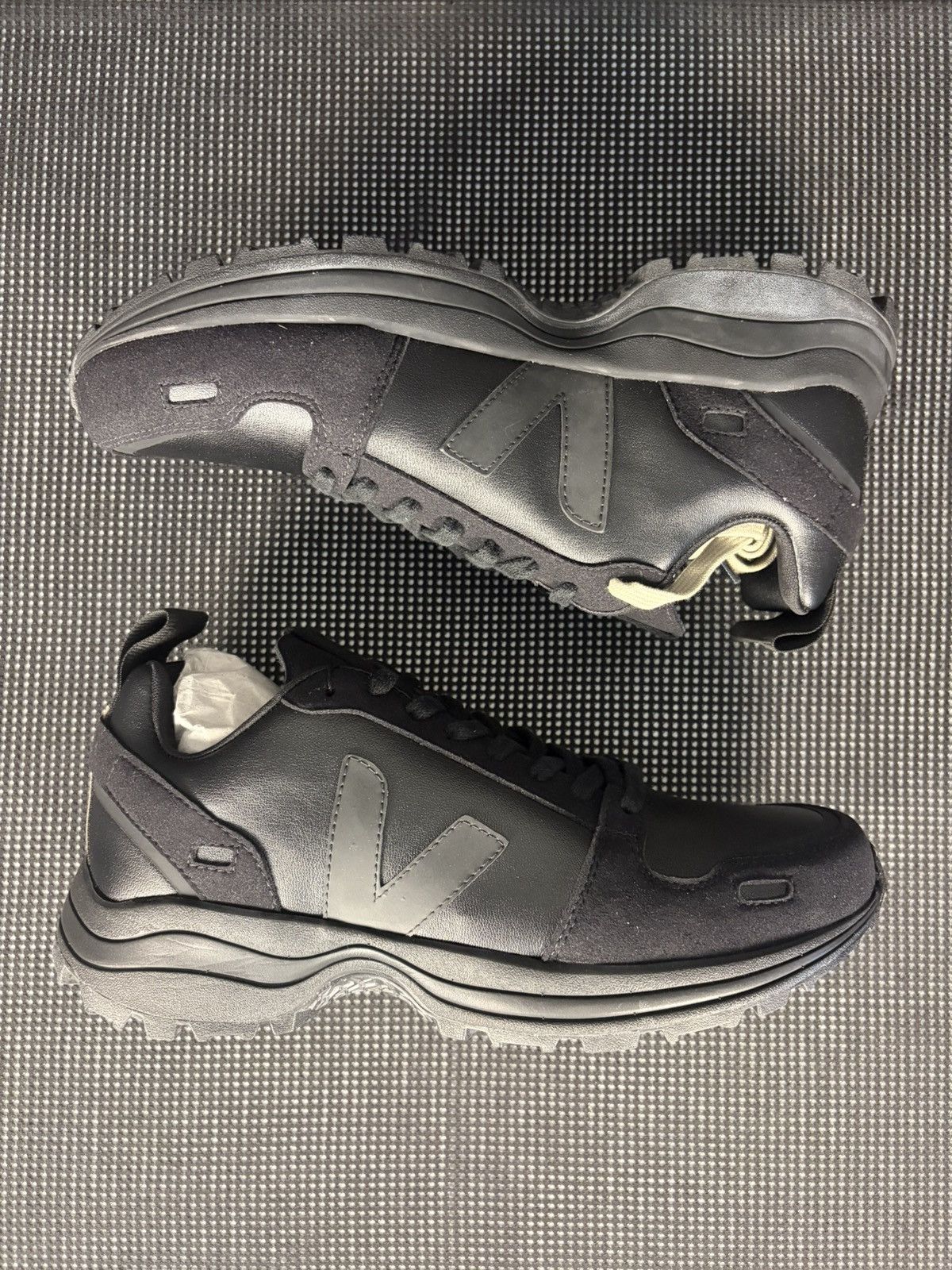 Veja Rick Owens x Veja Hiker Sneaker Size US 11.5 / EU 44-45 - 1 Thumbnail