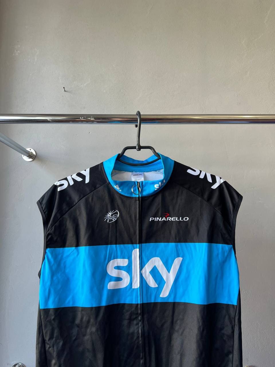 Adidas 2010 ADIDAS PINARELLO SKY PRO TOUR CYCLING BIKE VEST JERSEY Size US XXL / EU 58 / 5 - 3 Thumbnail