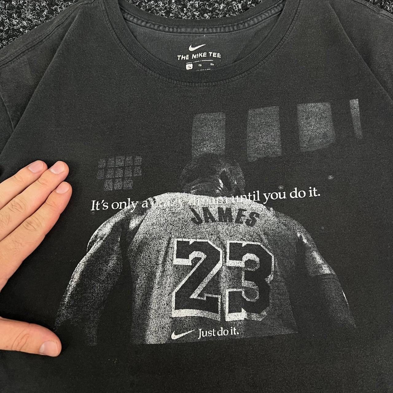 Nike Nike Lebron James Rare ⛹🏿‍♂️ Vintage NBA Baggy Basketball Tee Size US XL / EU 56 / 4 - 3 Thumbnail
