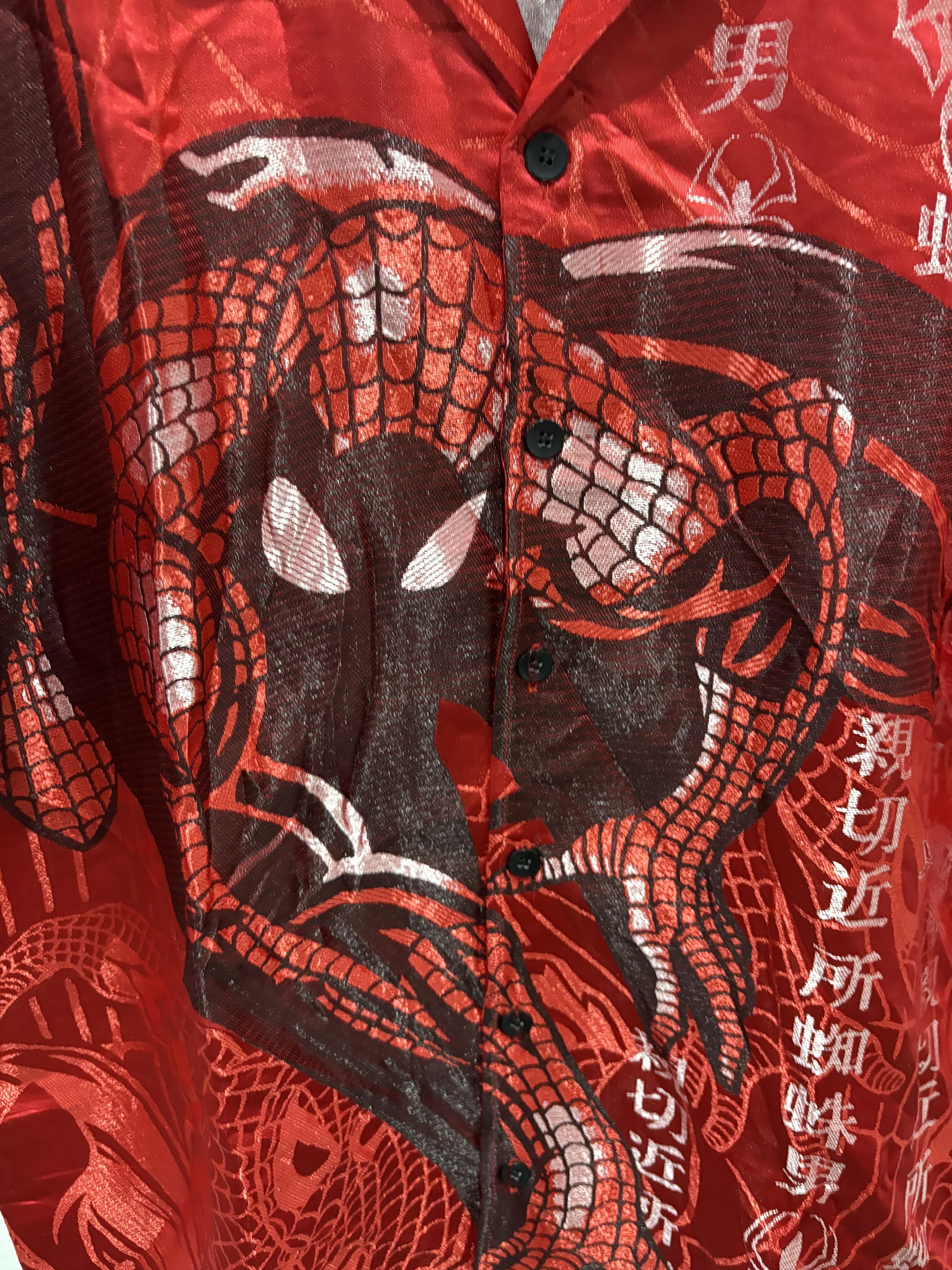 Marvel Comics Vintage spiderman button up rayon shirt Size US L / EU 52-54 / 3 - 3 Thumbnail