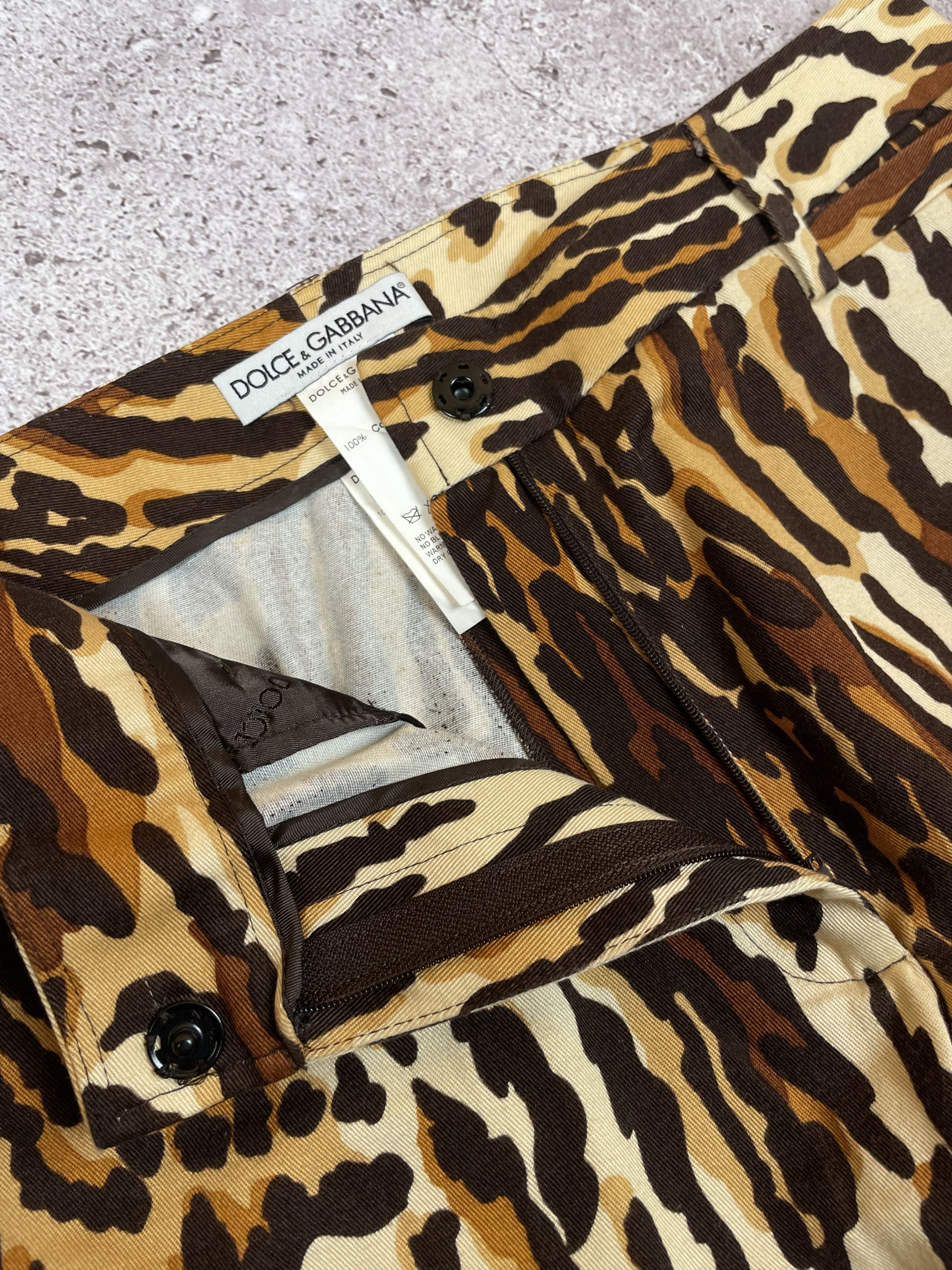 Dolce & Gabbana Dolce & Gabbana Leopard Animal Print Pants woman 's Size 28" / US 6 / IT 42 - 5 Thumbnail